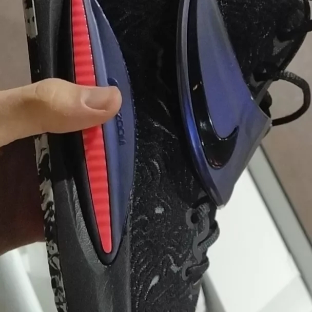 Nike KD 14 Seasonal EP Black Laser Crimson 착용 스타일 - 2