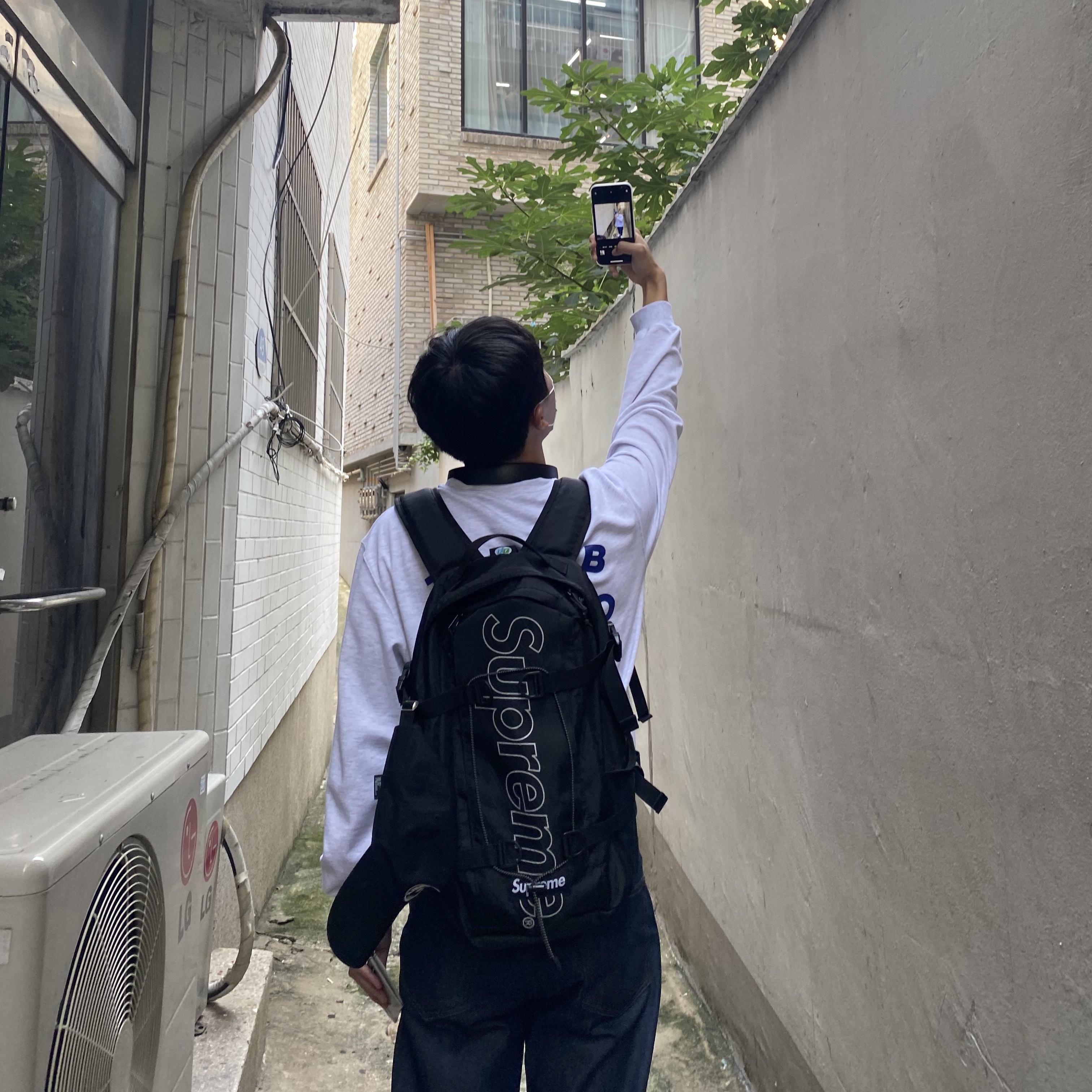 Supreme Backpack Black - 18FW 착용 스타일
