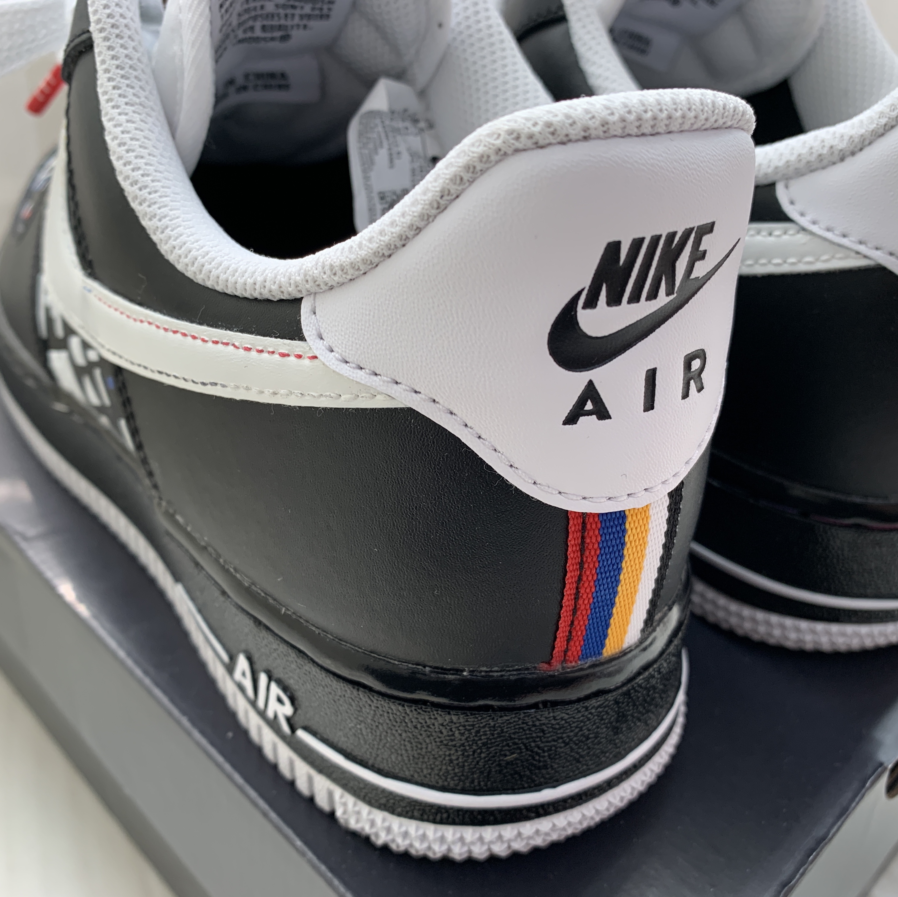Nike Air Force 1 '07 LV8 Hangul Day 착용 스타일 - 3