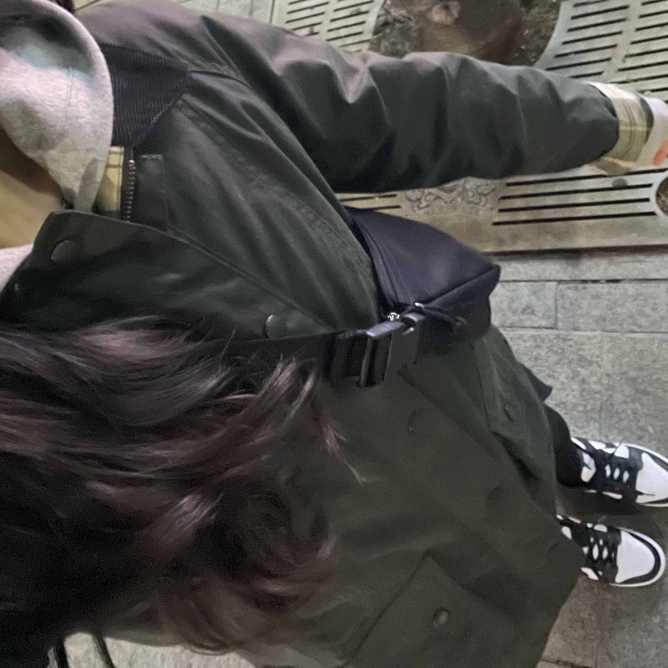 (W) Barbour Beadnell Wax Jacket Sage, (W) Nike Dunk Low Black 착용 스타일 - 2