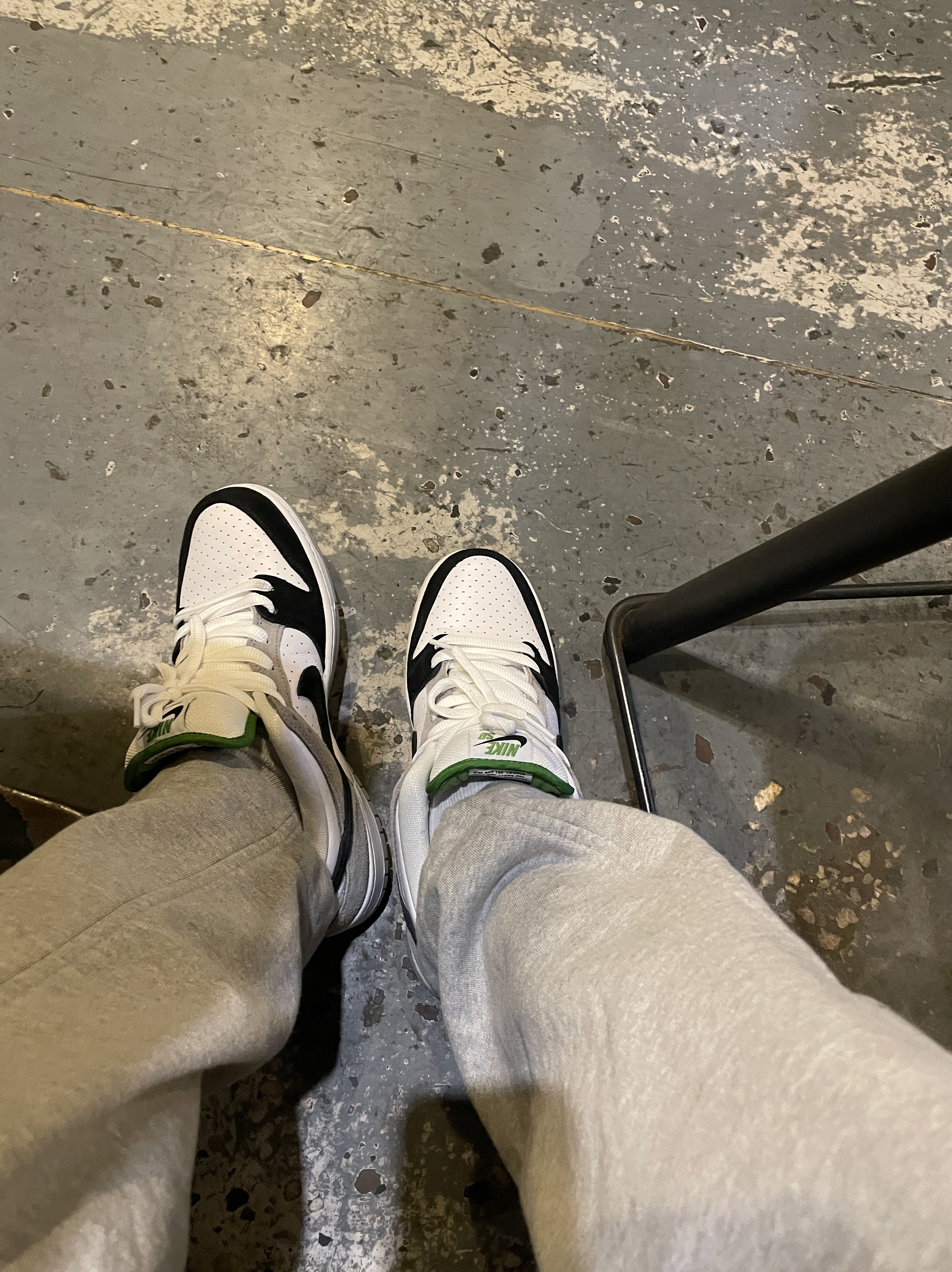 Nike SB Dunk Low Pro Chlorophyll 착용 스타일