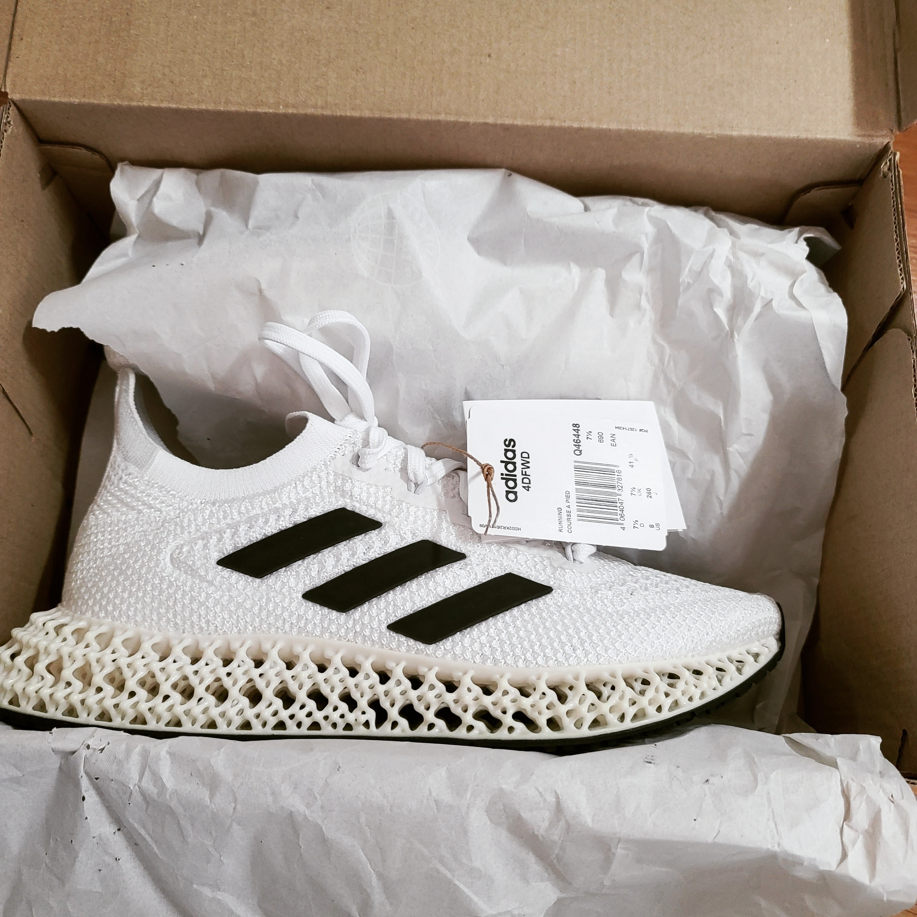 Adidas 4DFWD White Black 착용 스타일