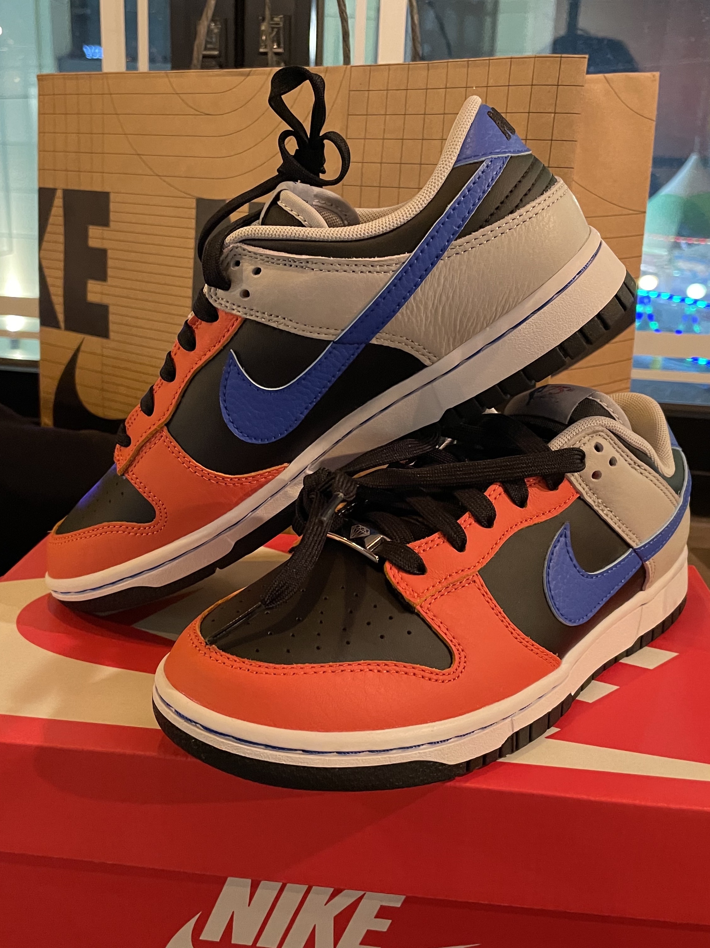 Jordan 1 Mid SE Pine Green Light Smoke Grey, Zara x Ader Error Wool Blend Bomber Black 착용 스타일 - 3