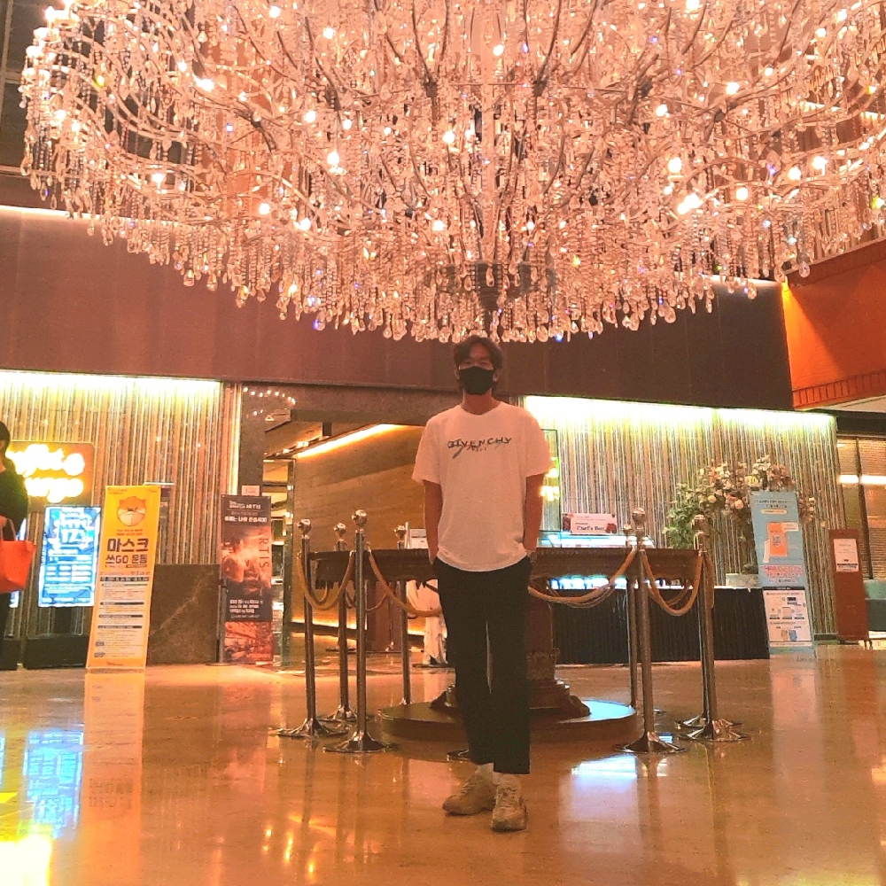 KREAM 프로필 이미지