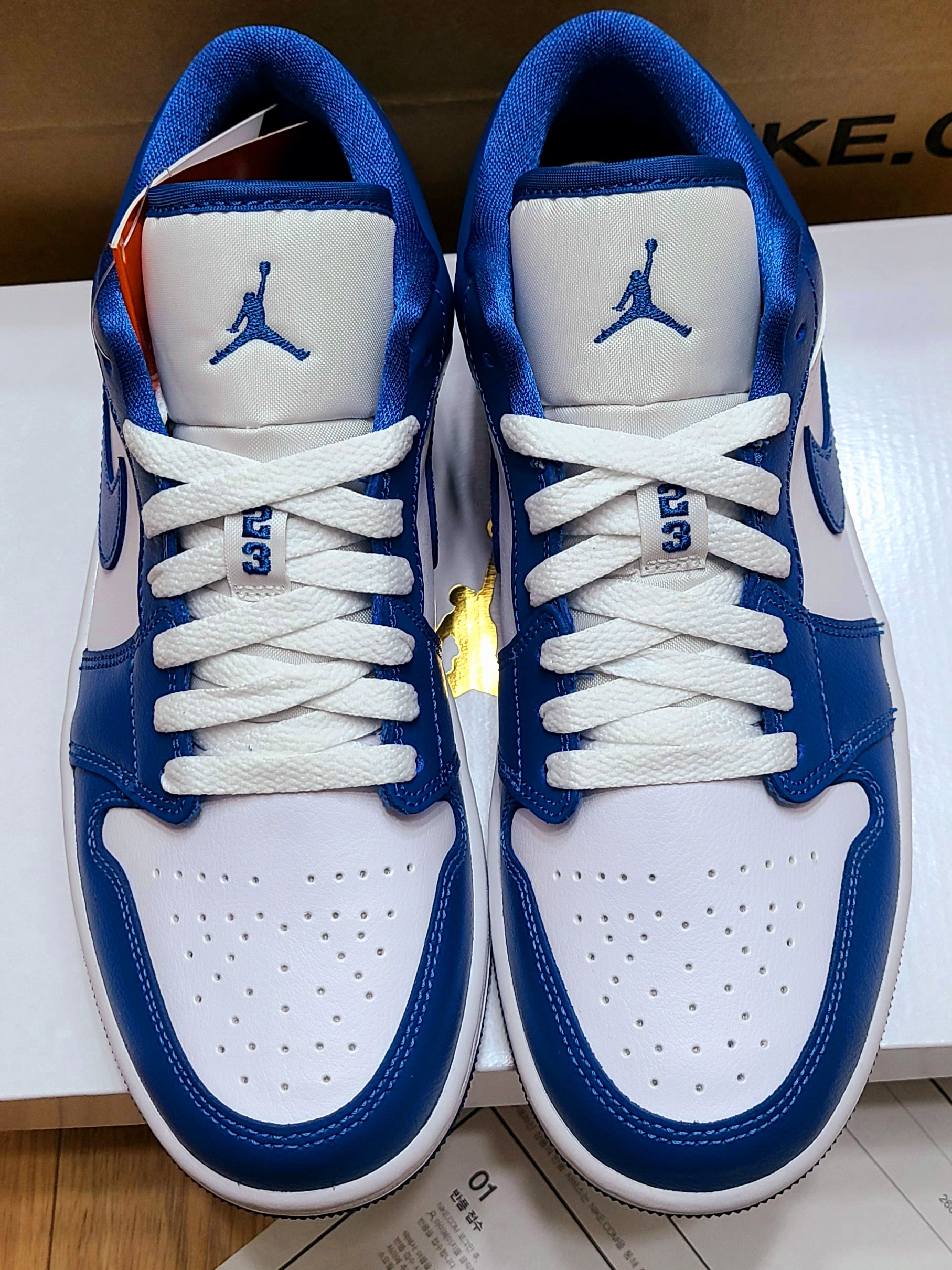 (W) Jordan 1 Low White Dark Marina Blue 착용 스타일