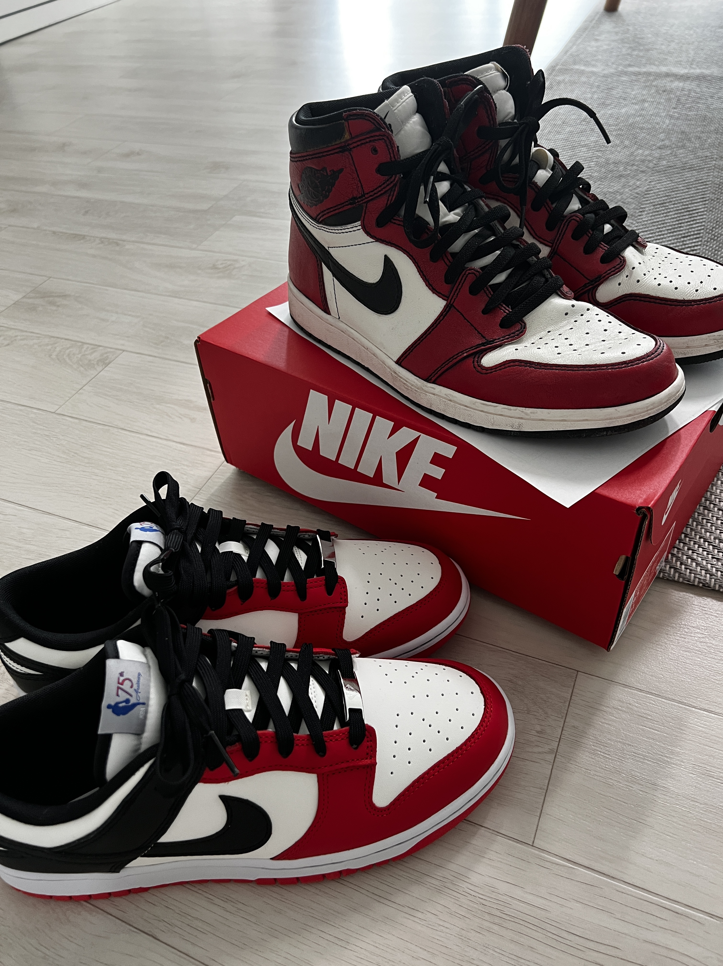 Nike x NBA Dunk Low Retro EMB Black and Chile Red, Jordan 1 Retro High OG Defiant SB LA to Chicago 착용 스타일