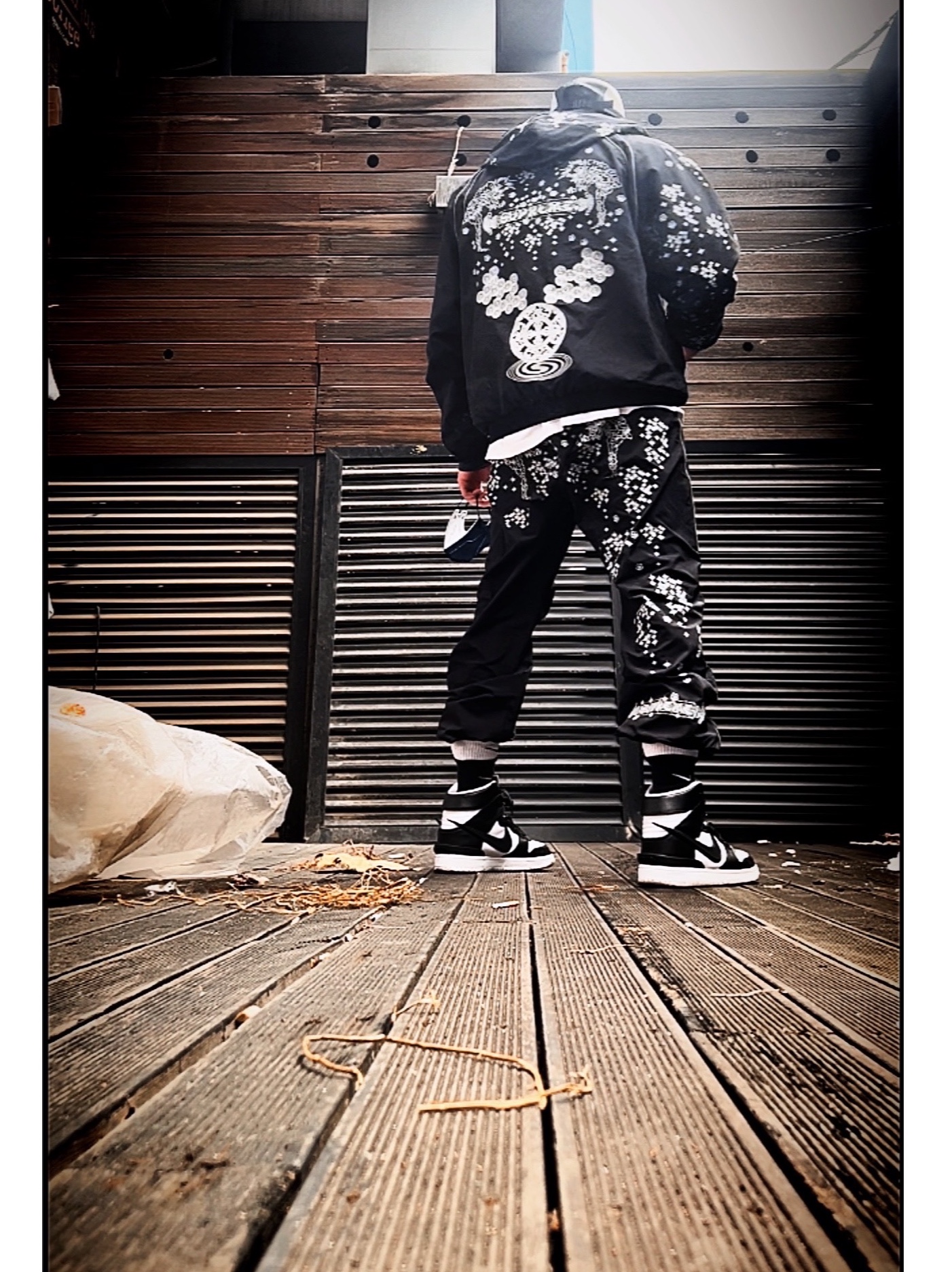 Supreme Bleed Logo S/S Top White - 20FW, Nike Everyday Plus Cushioned Training Crew Socks Black White (Korean Ver.) 착용 스타일 - 3