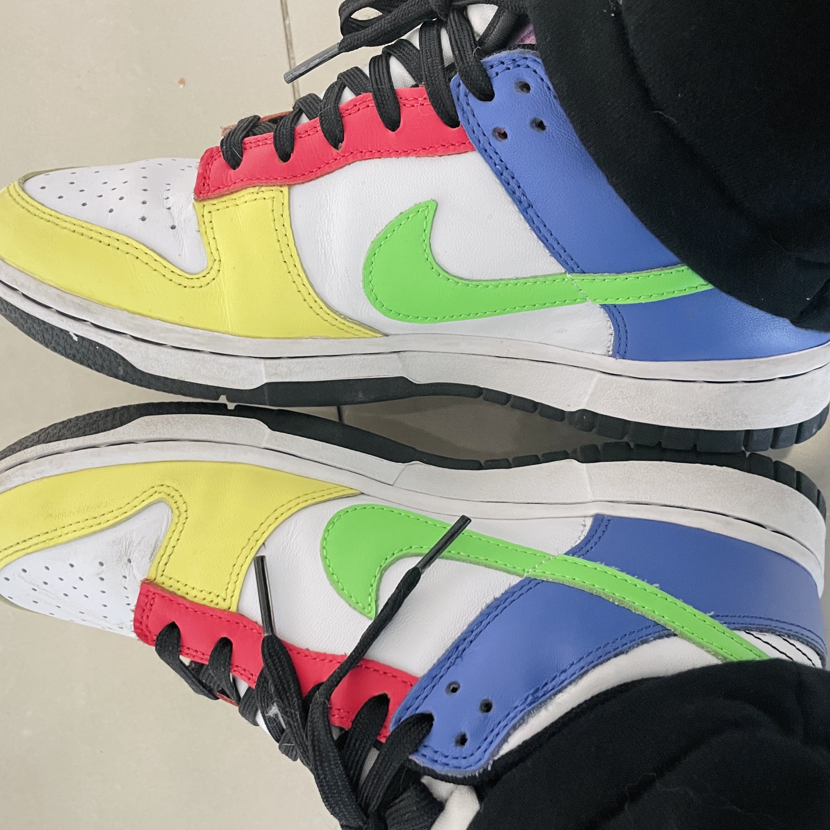 (W) Nike Dunk Low Green Strike 착용 스타일 - 2