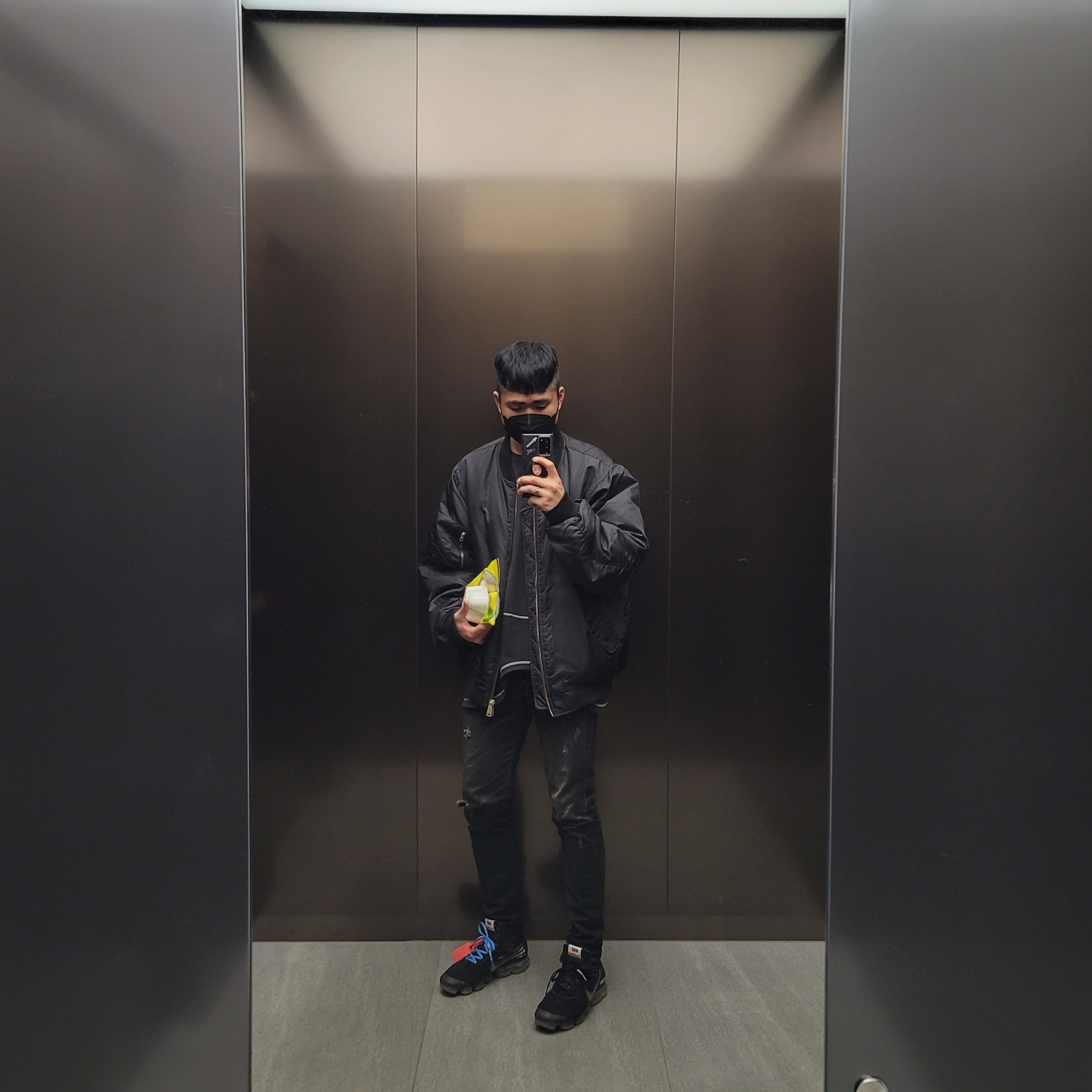 Nike x Off-White Air VaporMax V2 Black, Nike x Off-White NRG RU Short Sleeve T-Shirt 착용 스타일