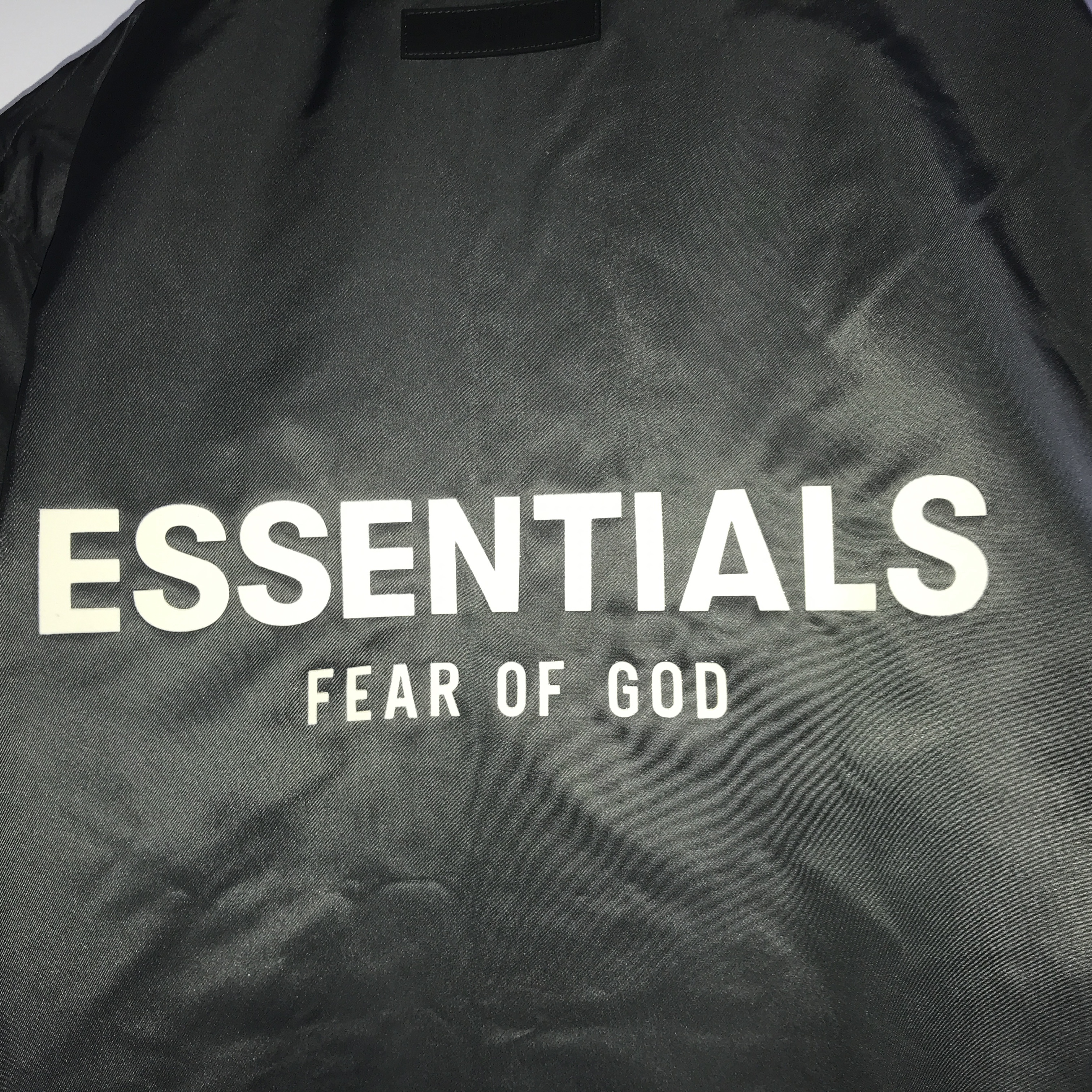 Essentials Coaches Jacket Iron - 22SS 착용 스타일 - 1