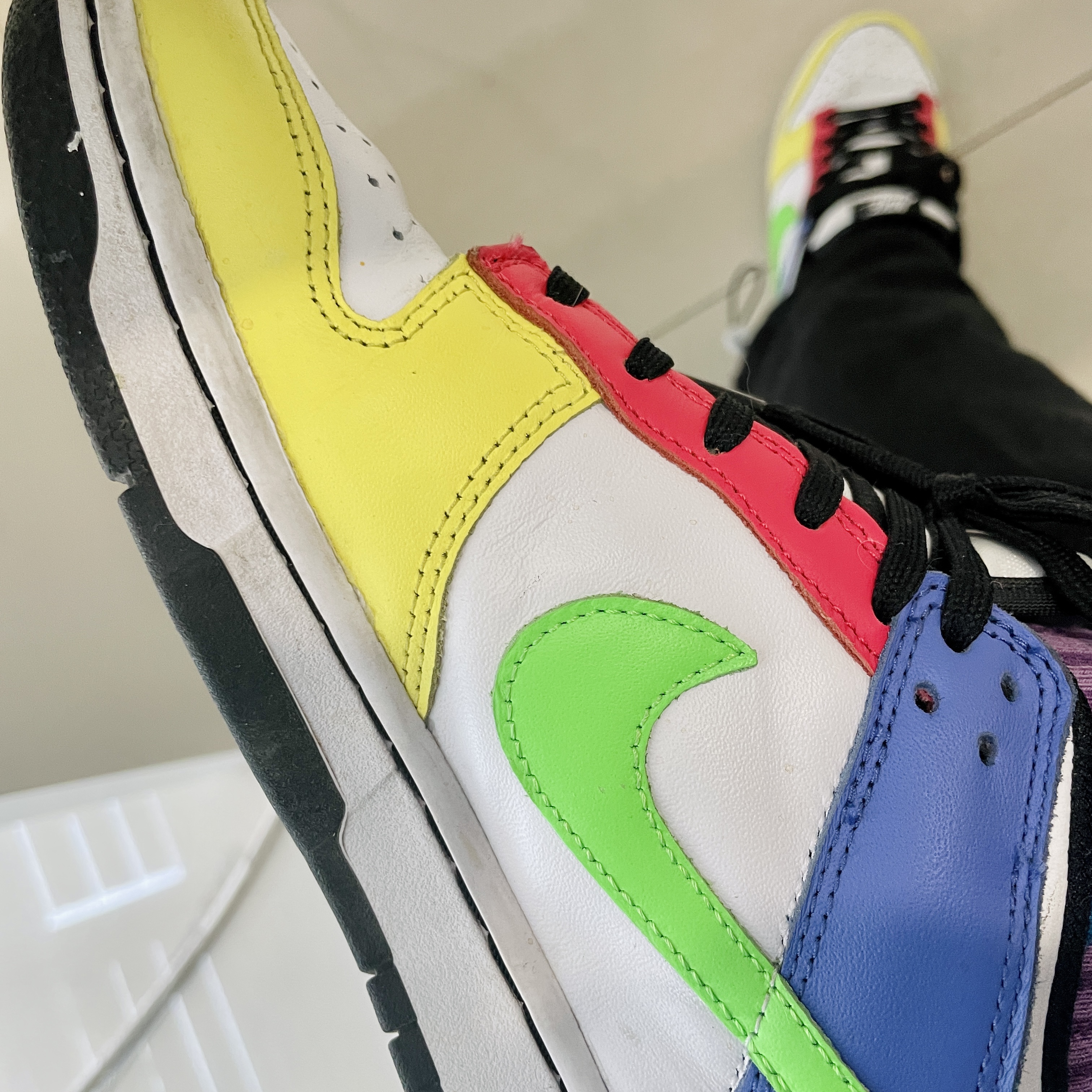 (W) Nike Dunk Low Green Strike 착용 스타일 - 1