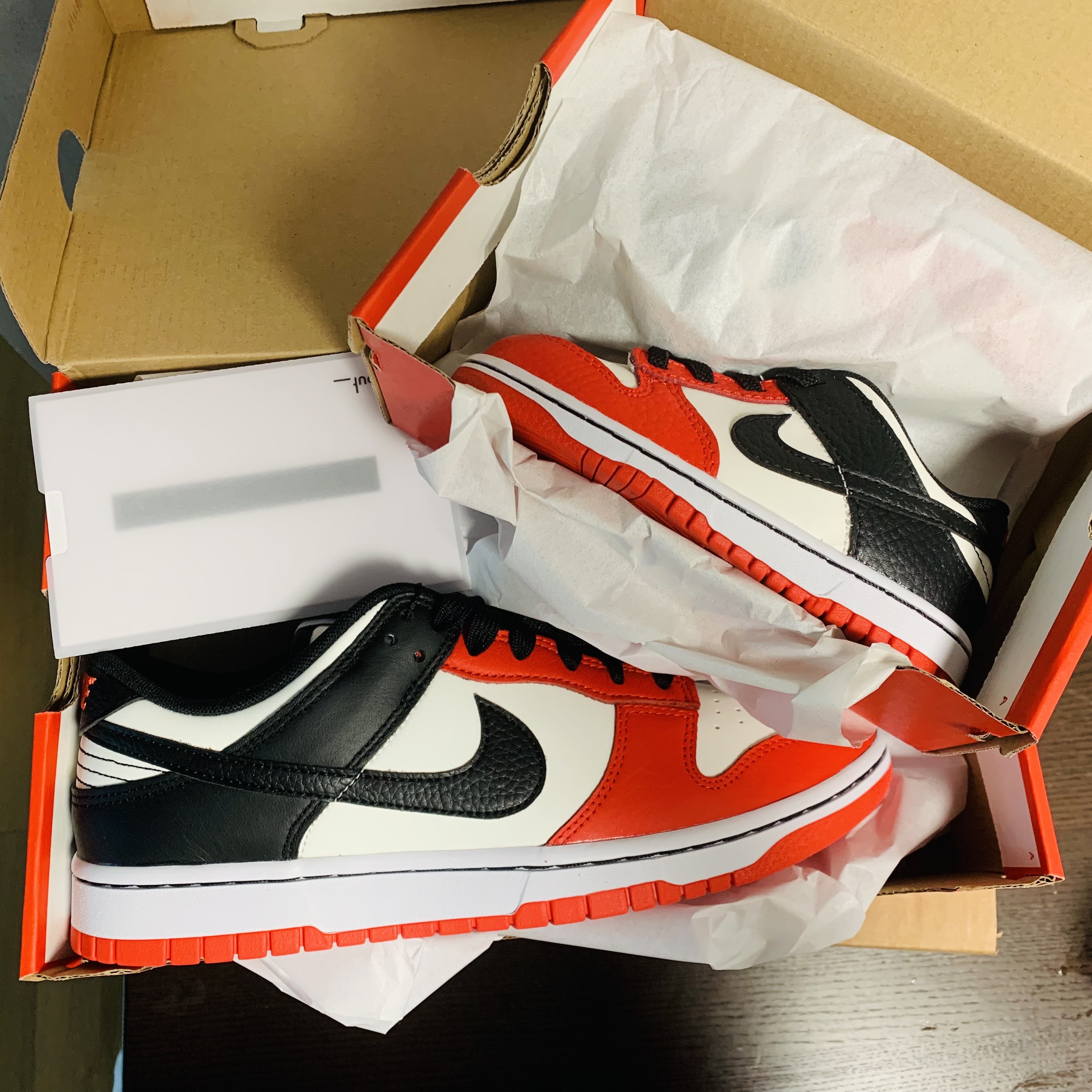 Nike x NBA Dunk Low Retro EMB Black and Chile Red, (TD) Nike x NBA Dunk Low Black and Chile Red 착용 스타일