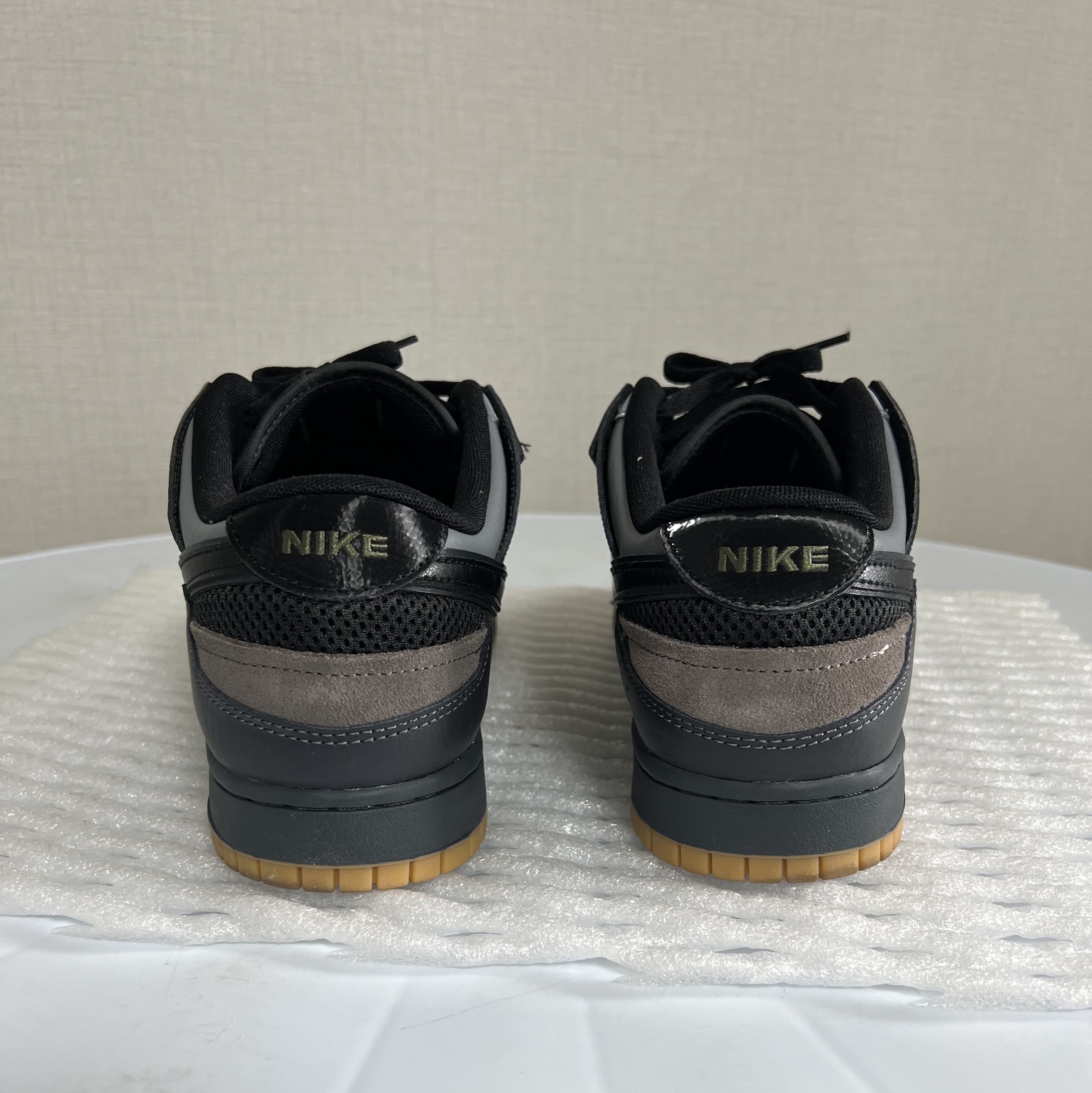 Nike Dunk Scrap Cool Grey 착용 스타일 - 4