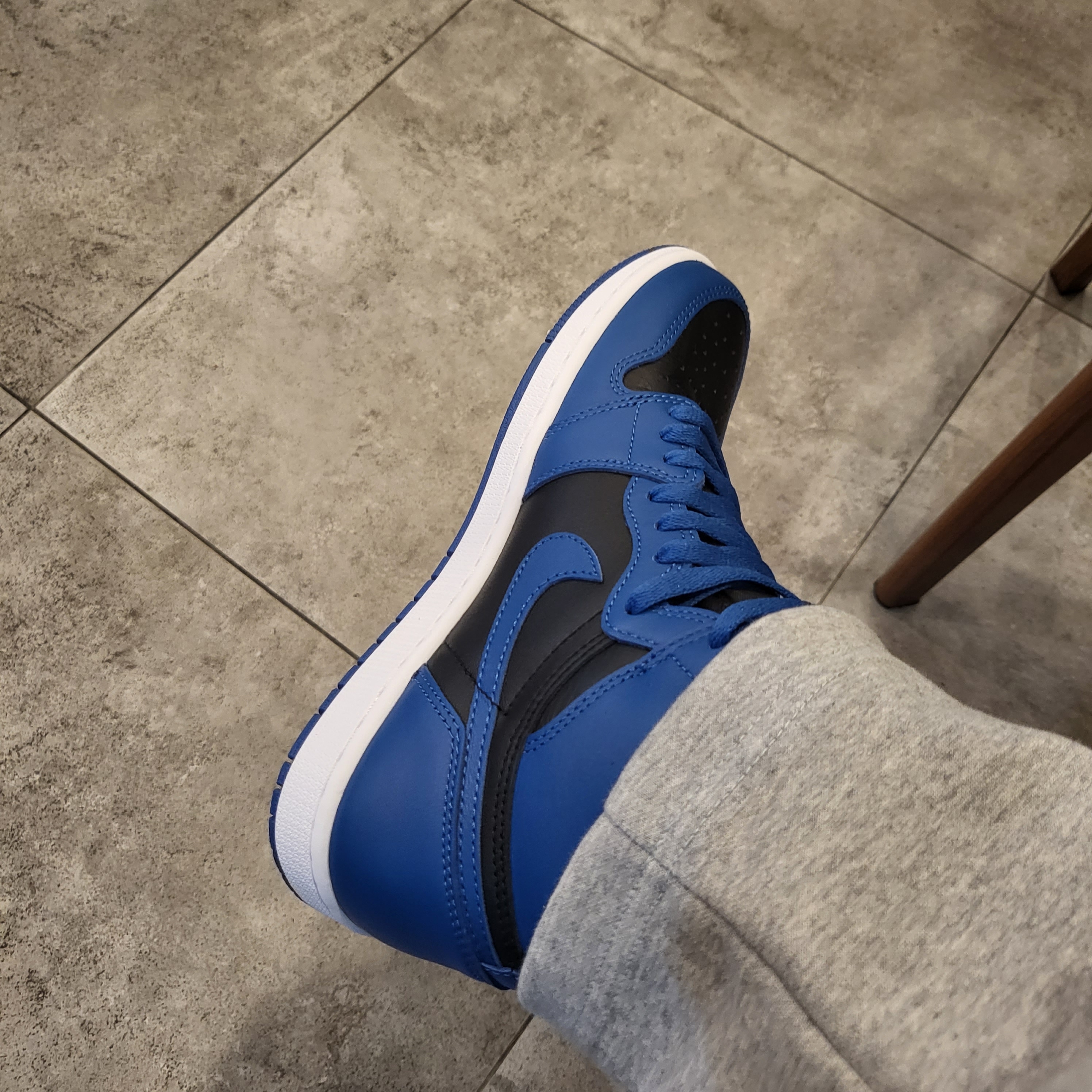 Jordan 1 Retro High OG Dark Marina Blue 착용 스타일