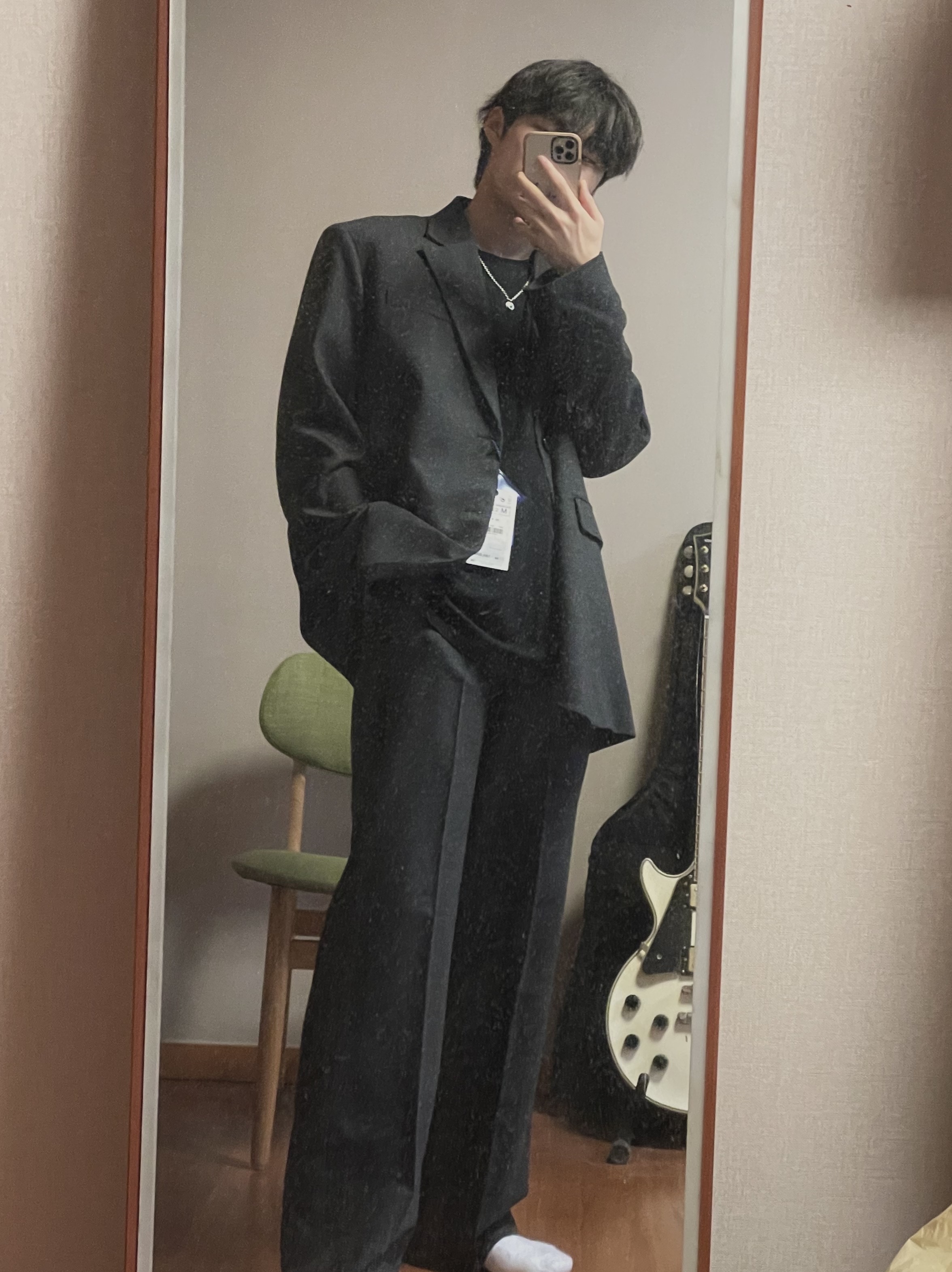 Zara x Ader Error Oversized Wool Blazer Dark Grey, Zara x Ader Error Wool Pants Dark Grey 착용 스타일 - 1