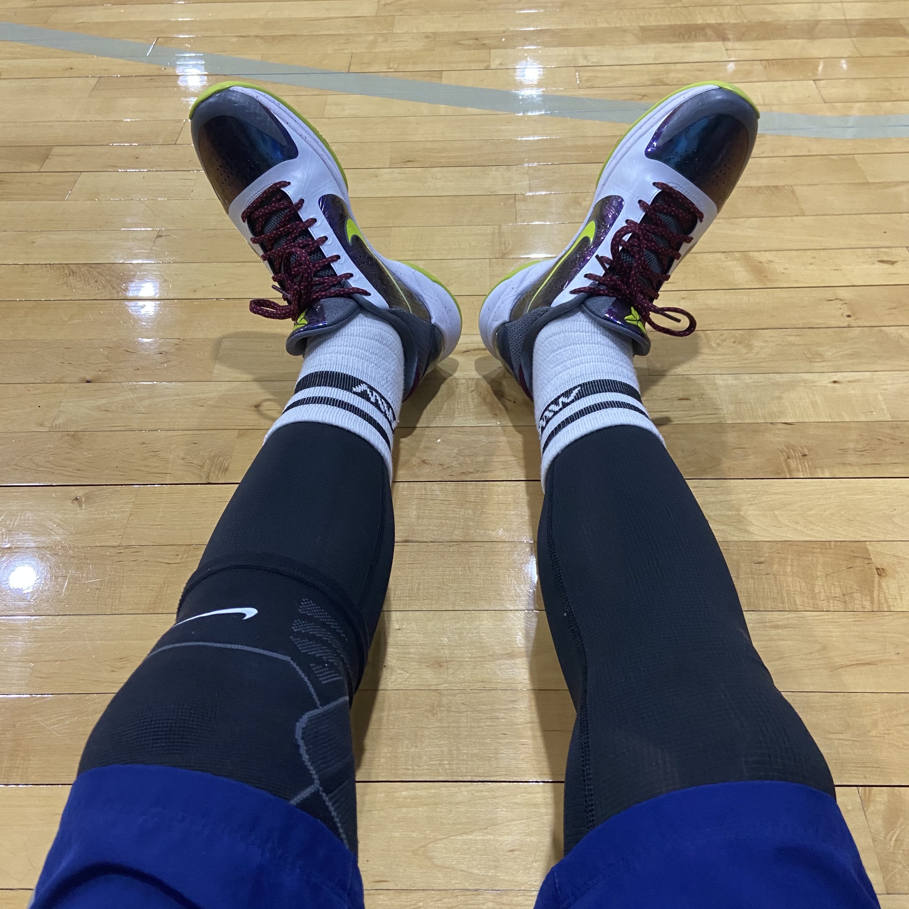 Nike Kobe 5 Protro Chaos 착용 스타일