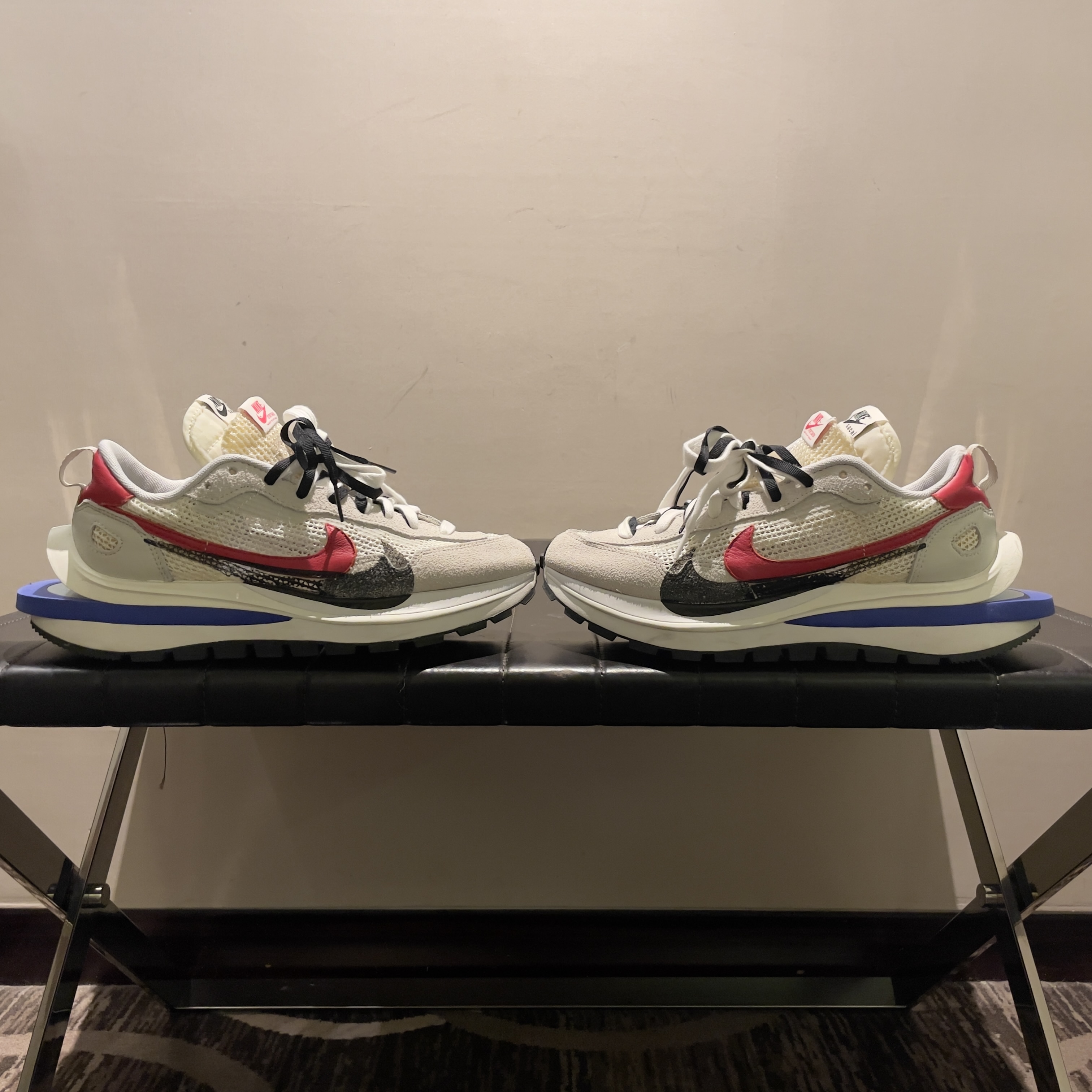 Nike x Sacai VaporWaffle Royal Fuchsia 착용 스타일