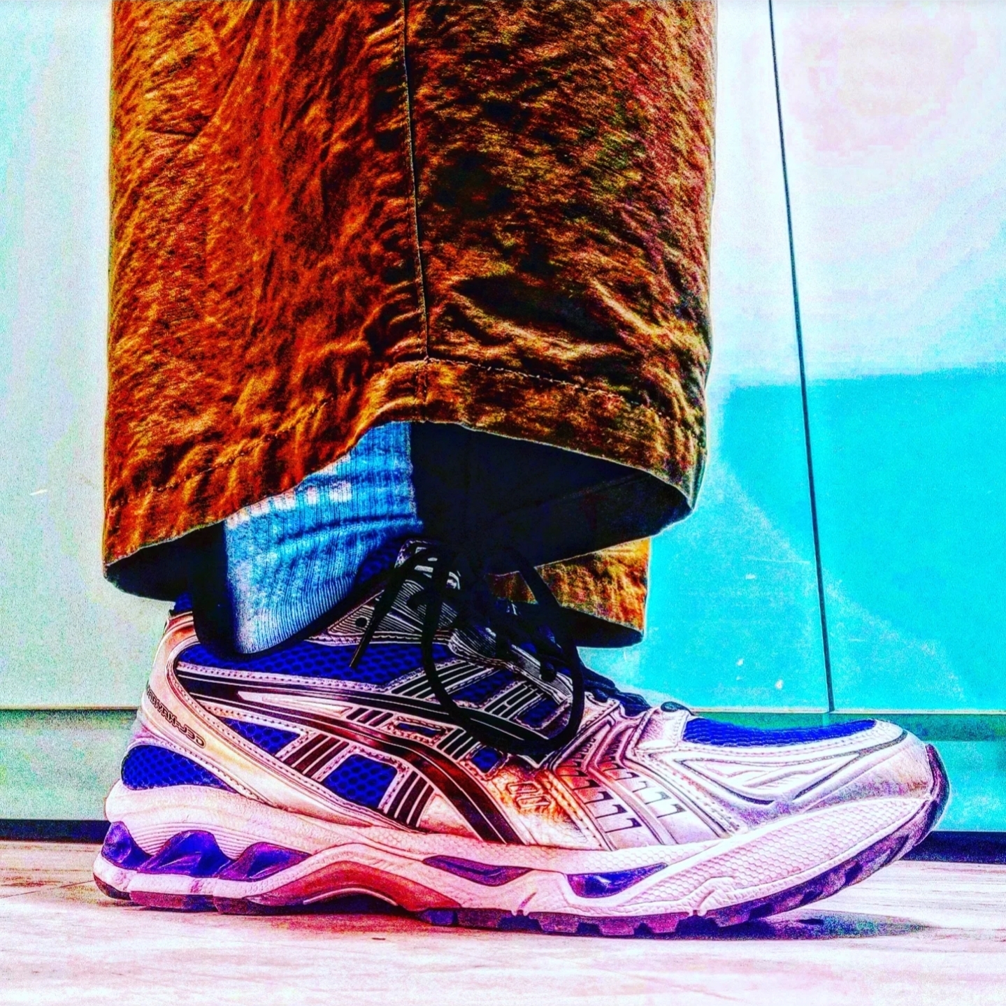 Asics Gel-Kayano 14 Monaco Blue Black 착용 스타일 - 1