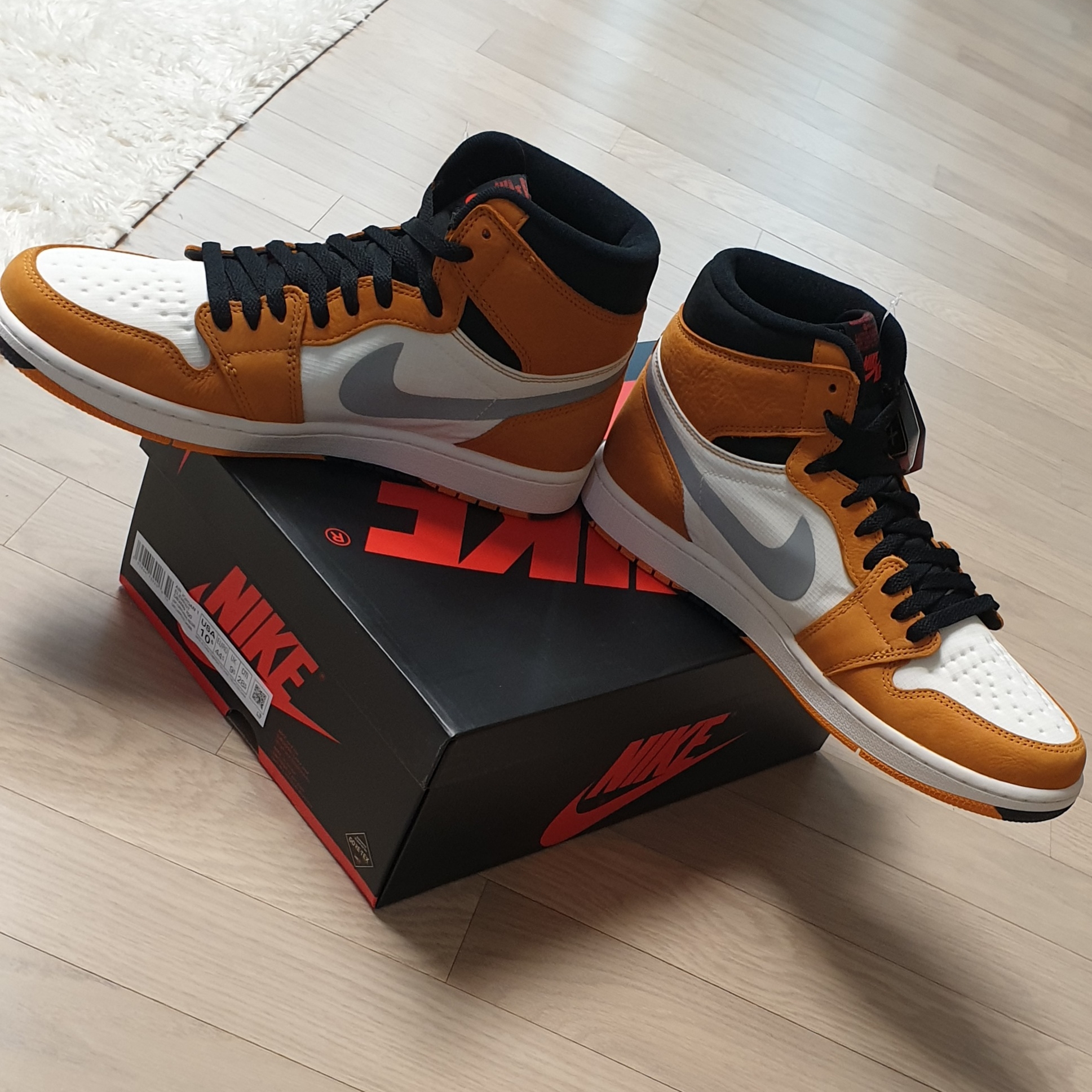 Jordan 1 Element Gore-Tex Light Curry 착용 스타일 - 3