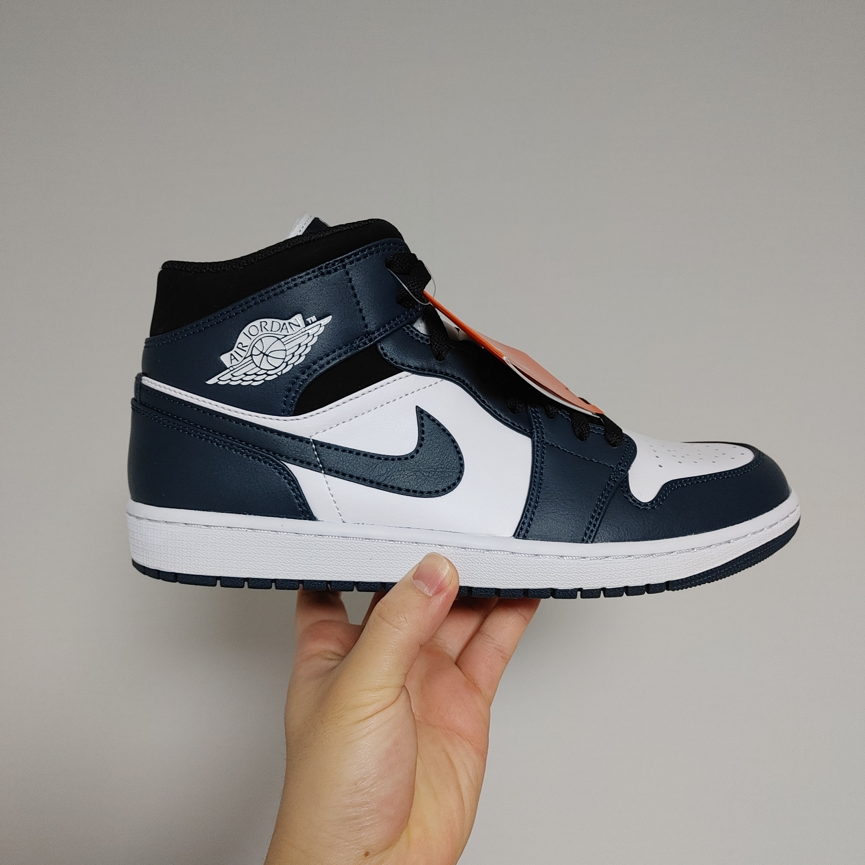 Jordan 1 Mid Dark Teal 착용 스타일 - 3