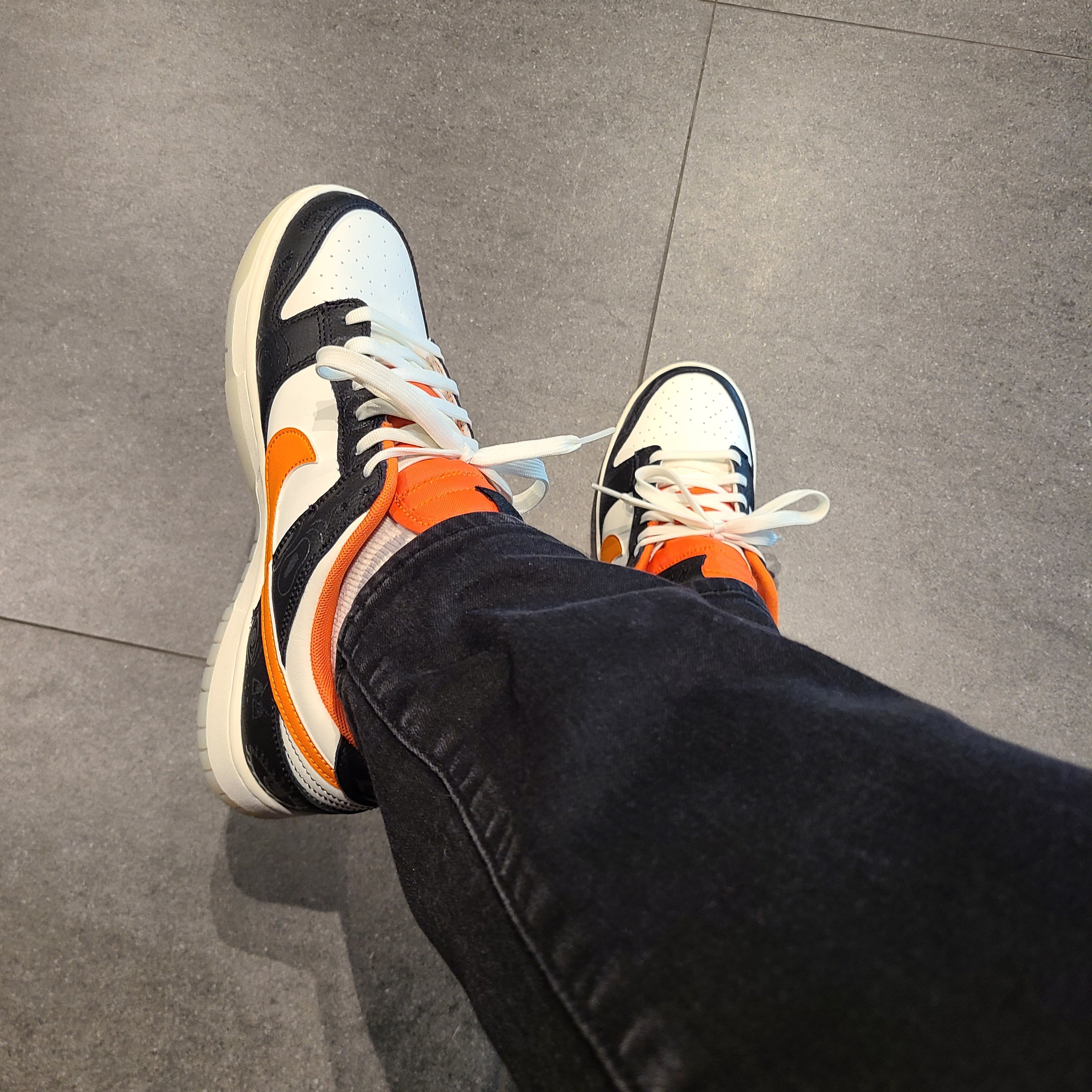 Nike Dunk Low Retro PRM Halloween 착용 스타일 - 3