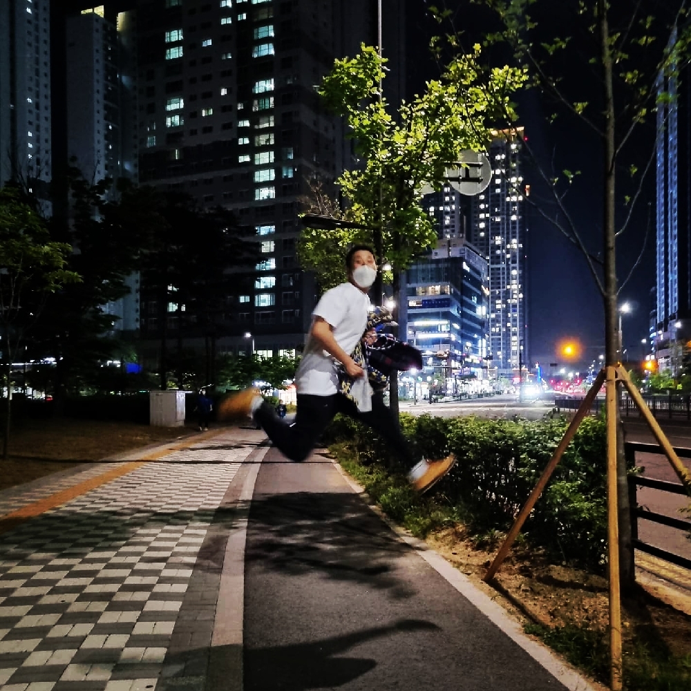 KREAM 프로필 이미지