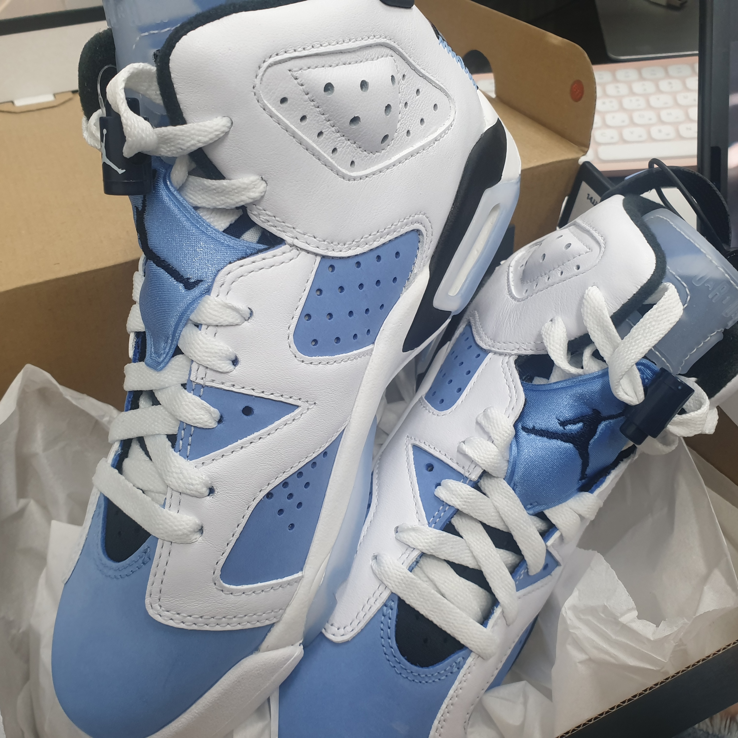 Jordan 6 Retro University Blue, (GS) Jordan 6 Retro University Blue 착용 스타일 - 5