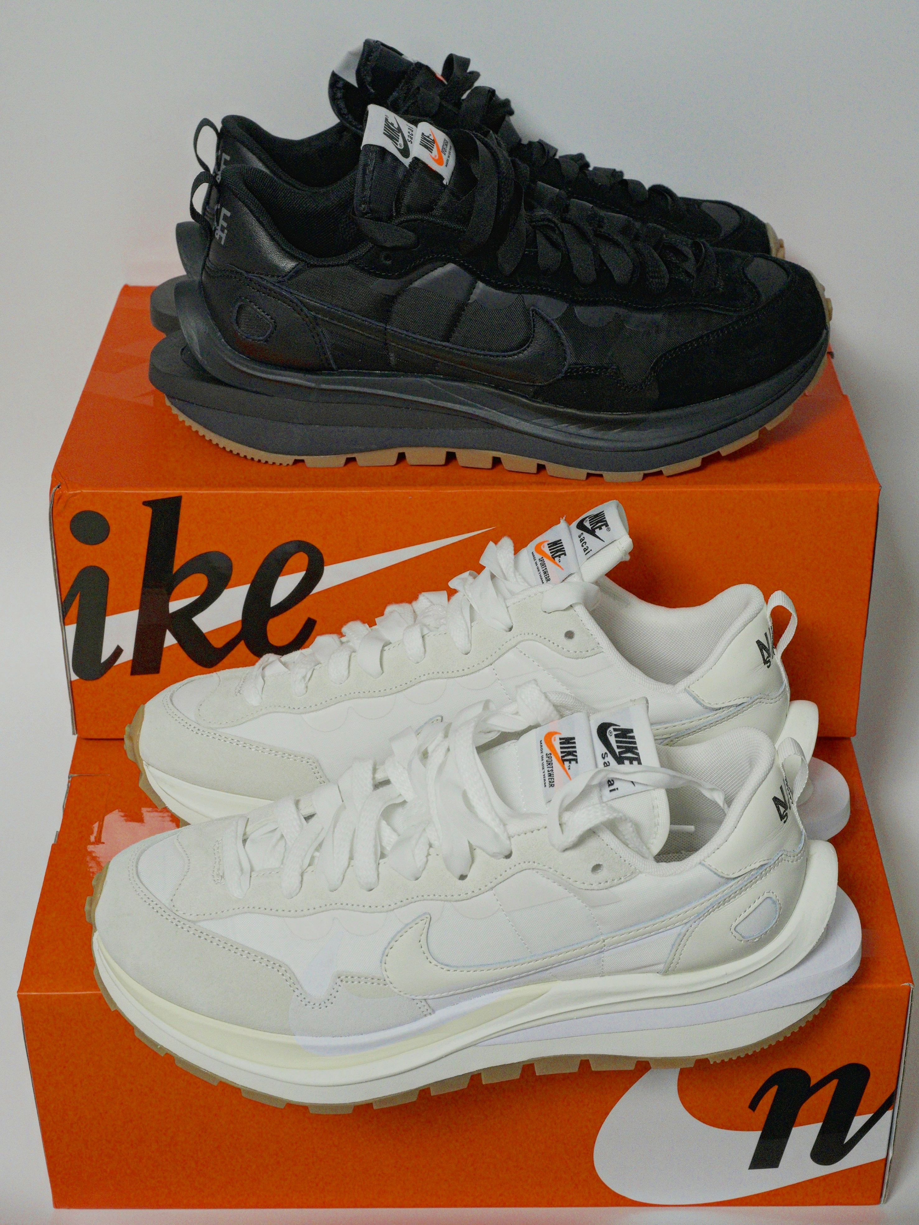 Nike x Sacai VaporWaffle Black and Gum, Nike x Sacai VaporWaffle White and Gum 착용 스타일