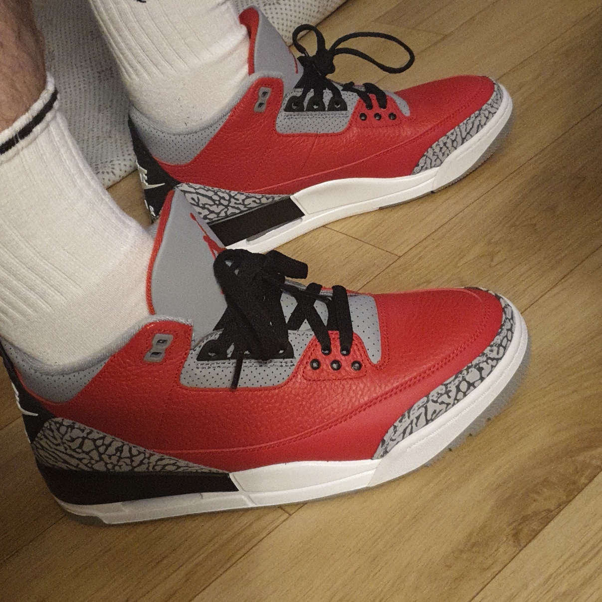 Jordan 3 Retro SE Unite 착용 스타일