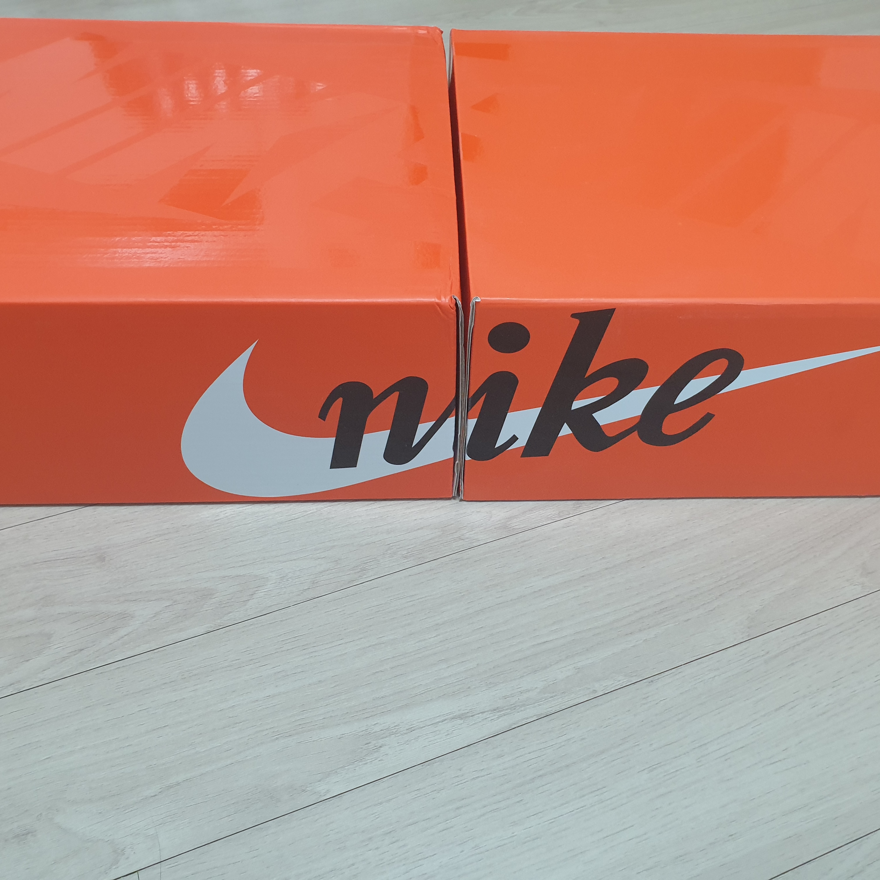 Nike x Sacai VaporWaffle White and Gum, Nike x Sacai VaporWaffle Black and Gum 착용 스타일
