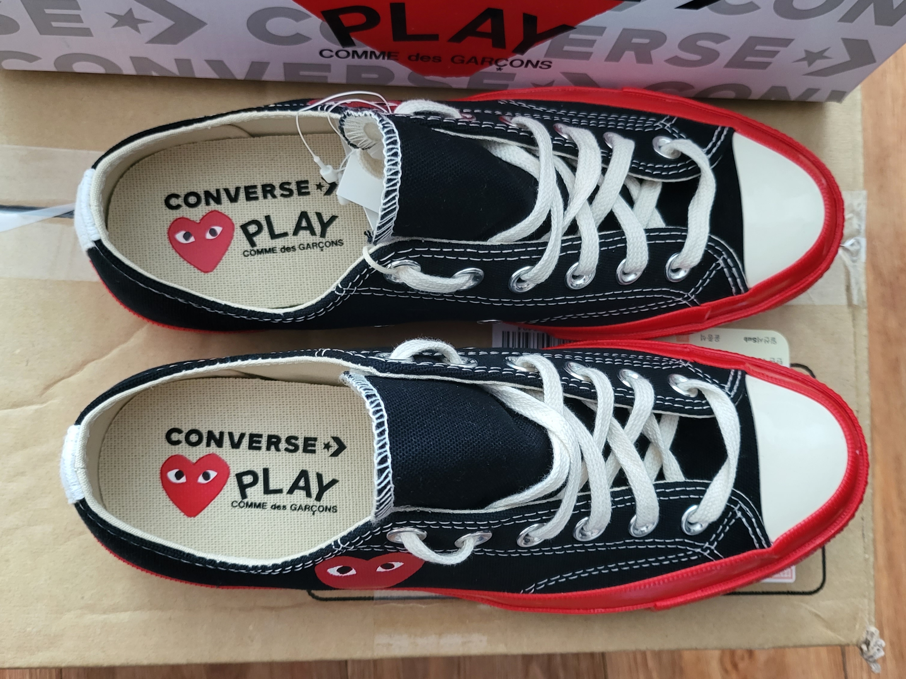Converse x Play Comme des Garcons Chuck 70 Ox Black 착용 스타일 - 3