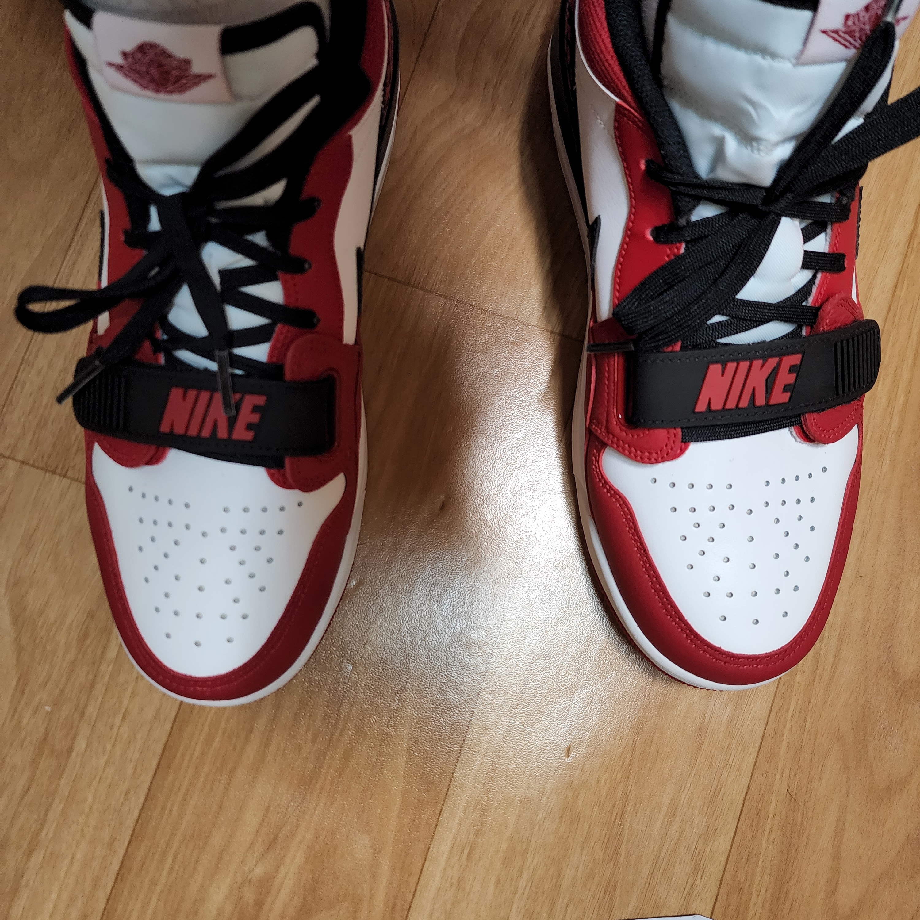 Jordan Legacy 312 Low Chicago 2022 착용 스타일 - 3
