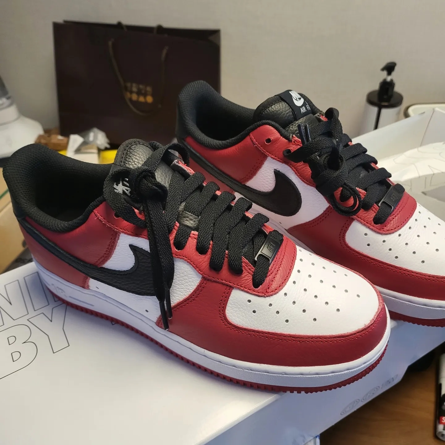 Nike Air Force 1 '07 Low White 착용 스타일 - 2