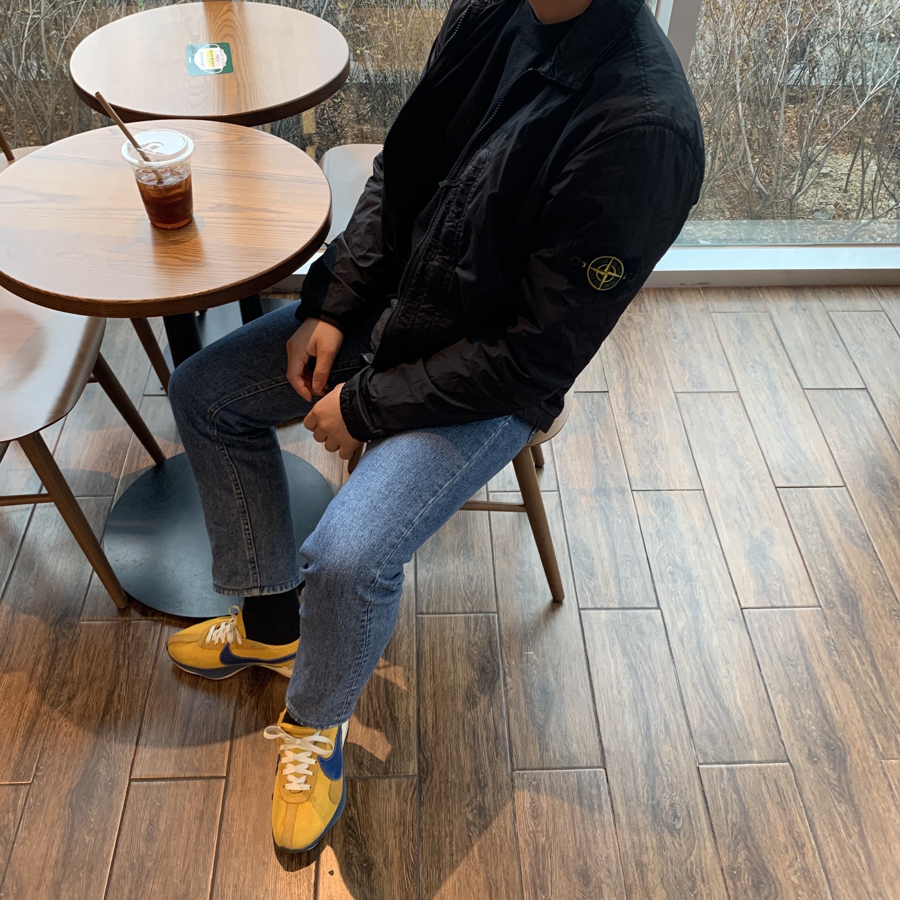 Nike Moon Racer Yellow Ochre Gym Blue 착용 스타일 - 1