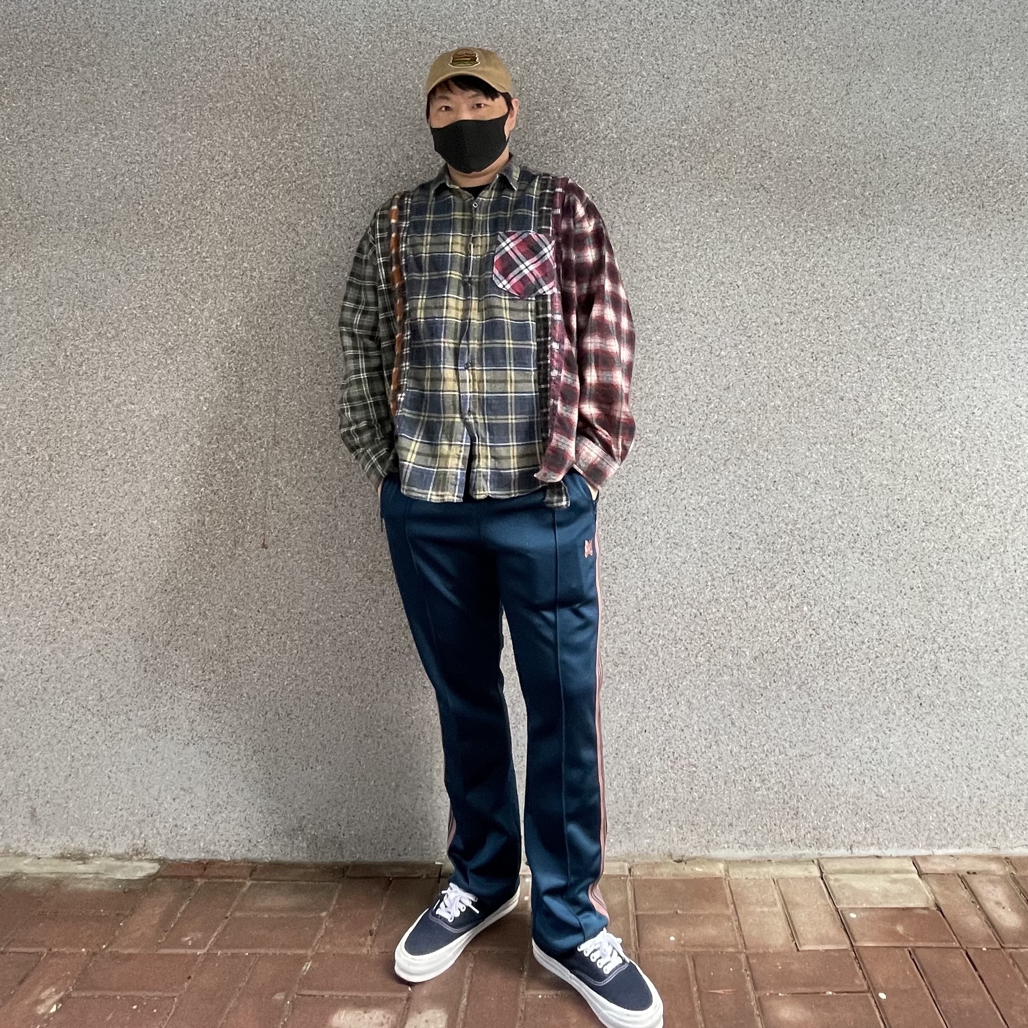 Vans Vault OG Authentic LX Navy 착용 스타일 - 1