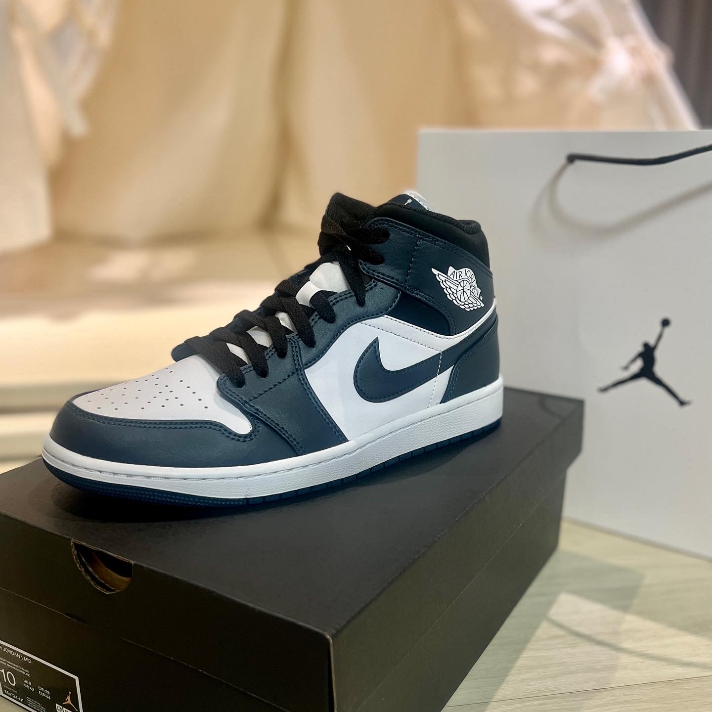 Jordan 1 Mid Dark Teal 착용 스타일 - 1