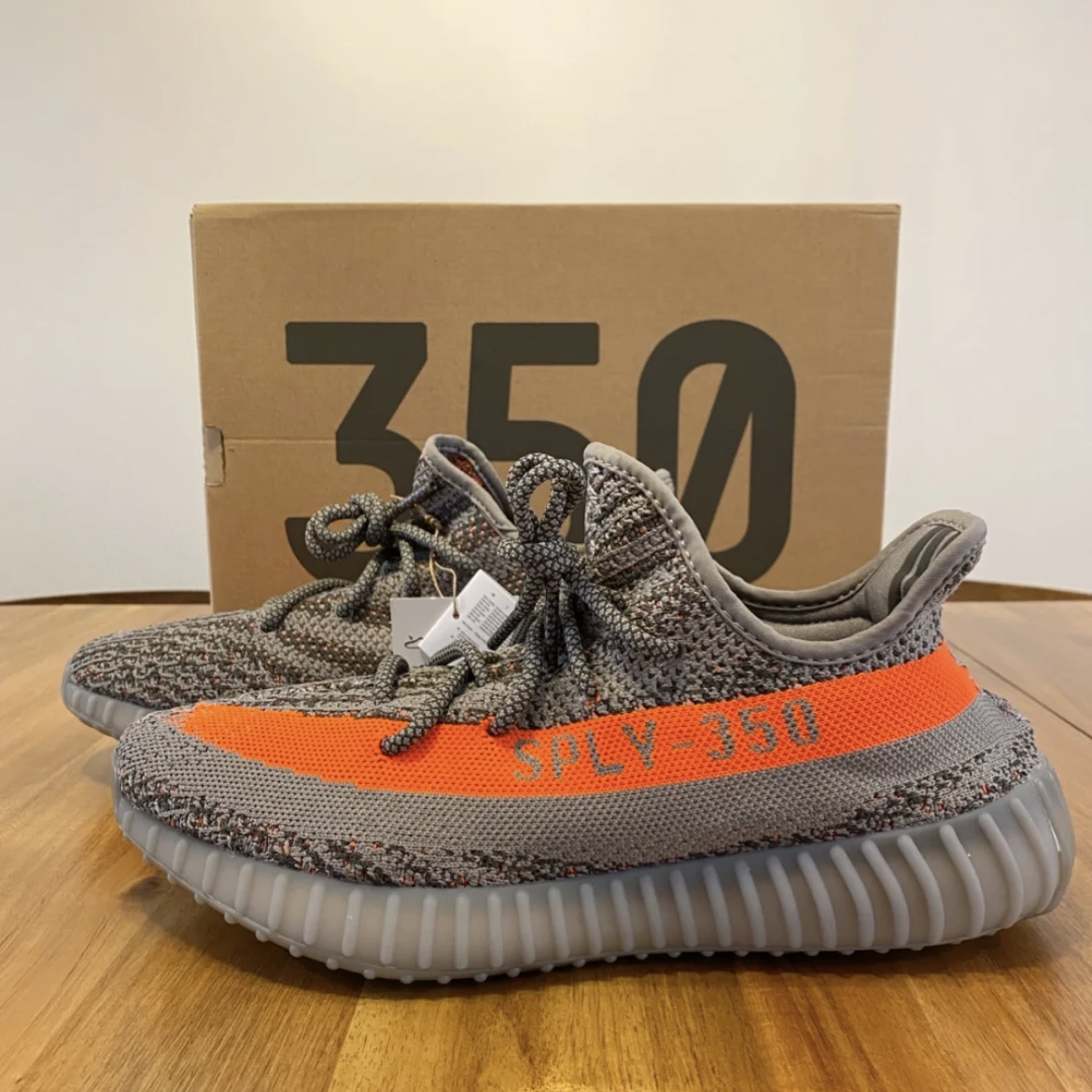 Adidas Yeezy Boost 350 V2 Beluga - Reflective 착용 스타일 - 1