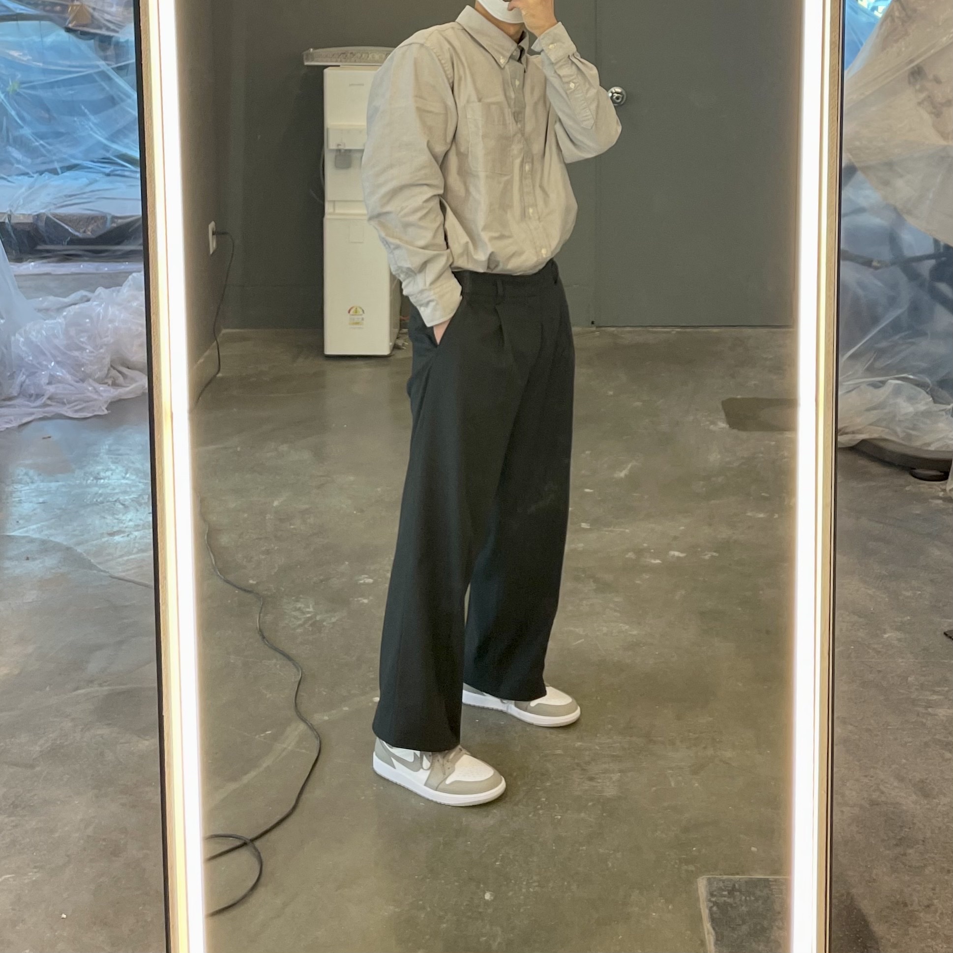 Jordan 1 Mid College Grey 착용 스타일