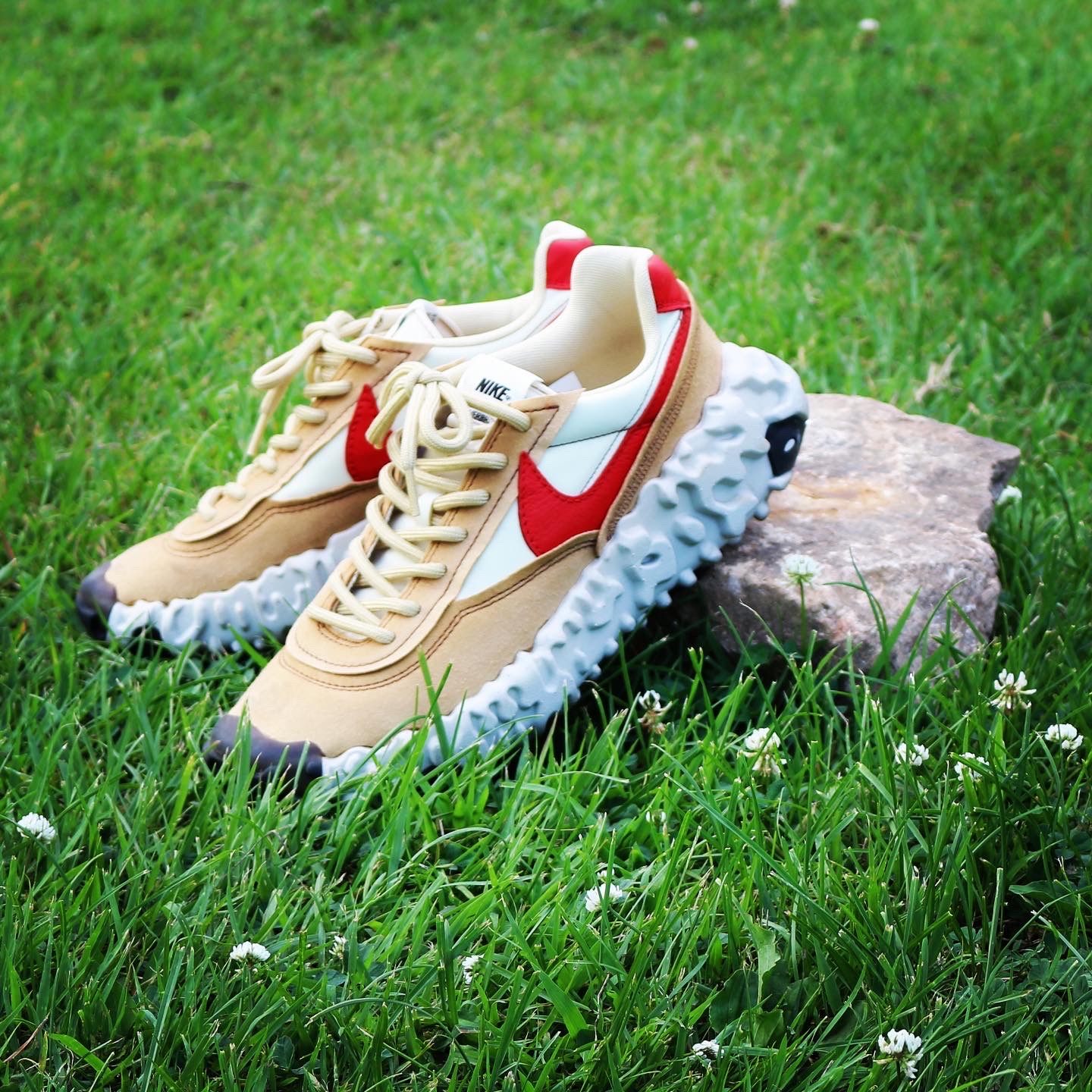 Nike Overbreak SP Fossil, Nike x Undercover Overbreak SP Black 착용 스타일 - 3
