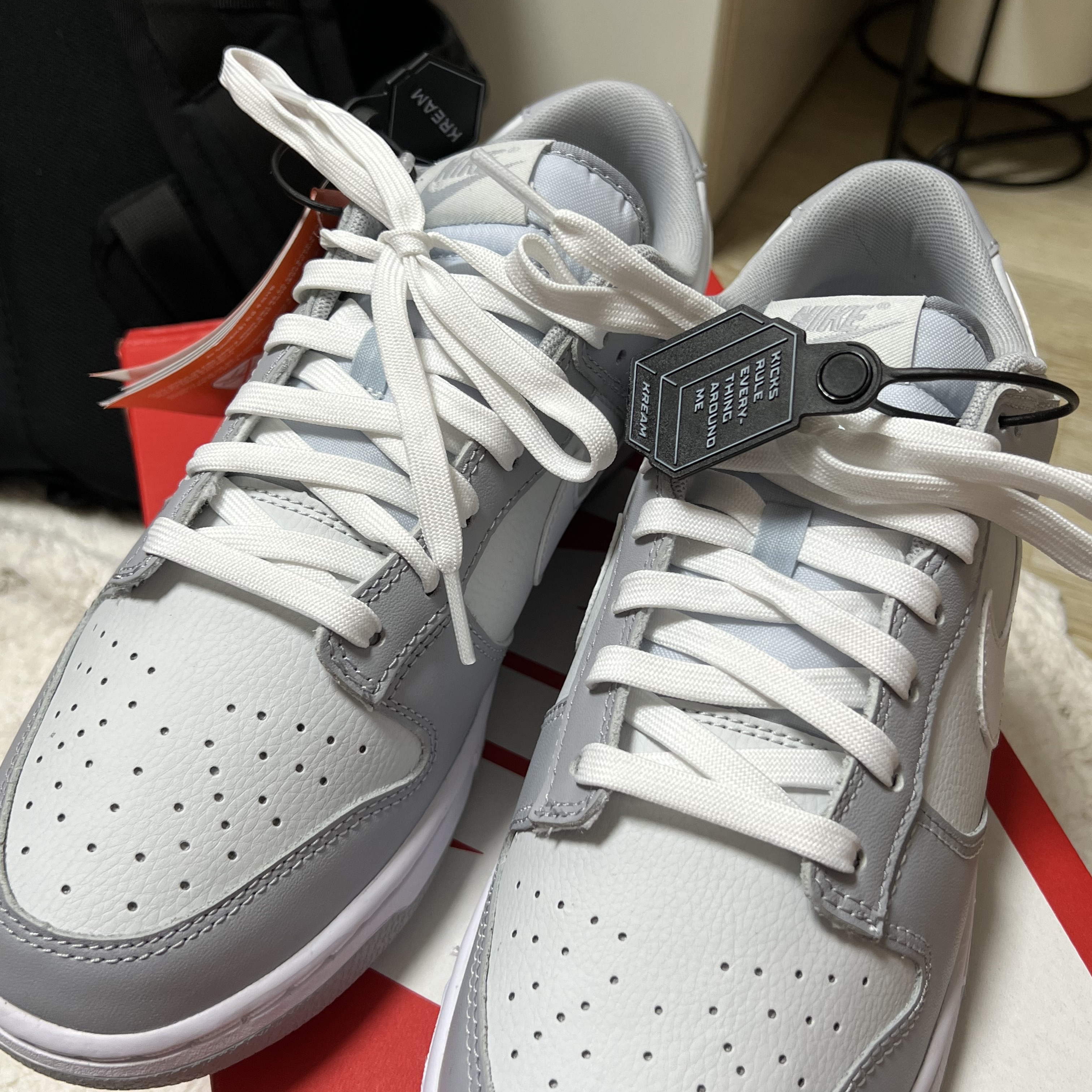 Nike Dunk Low Retro Wolf Grey 착용 스타일