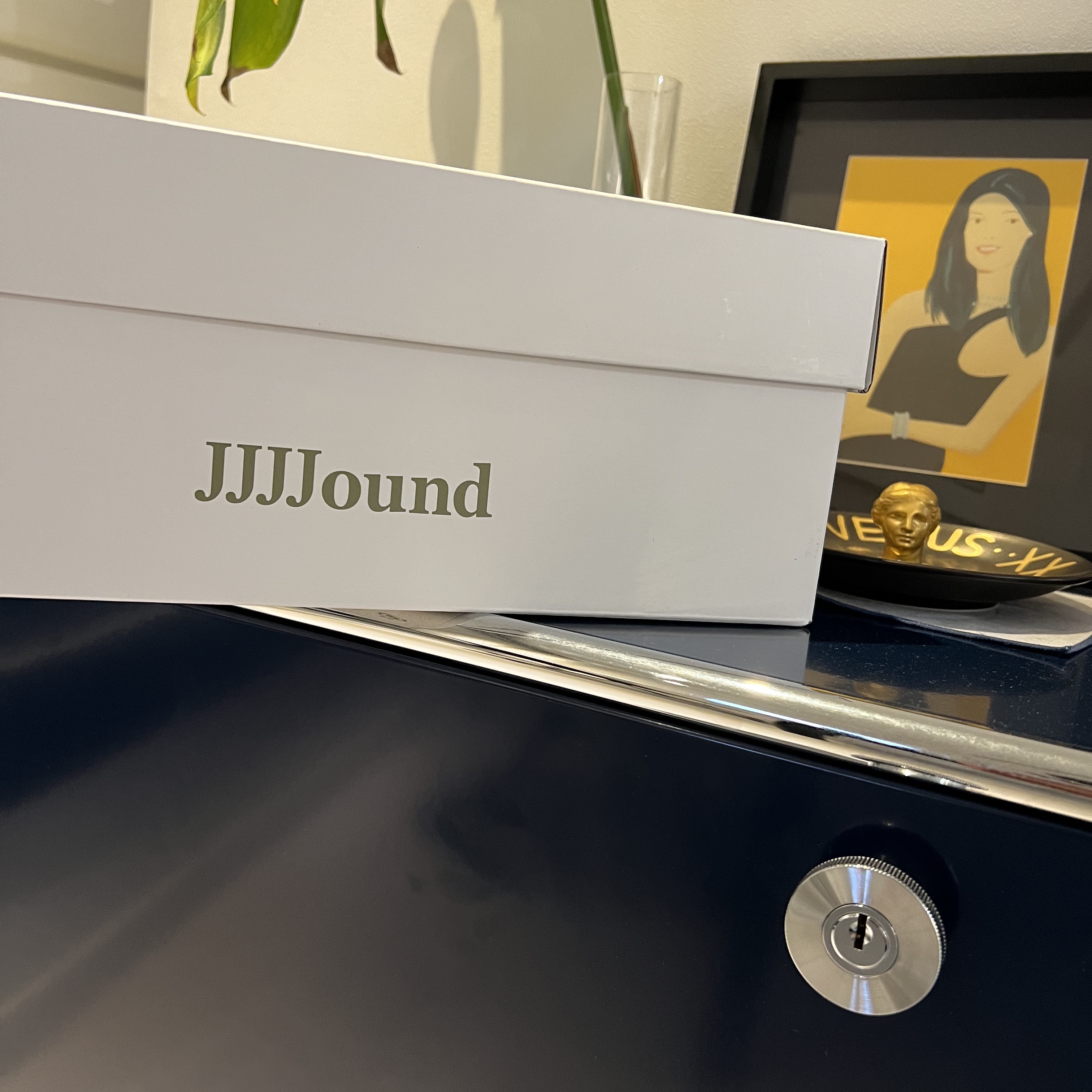 New Balance x JJJJound 990v3 Olive 착용 스타일 - 4