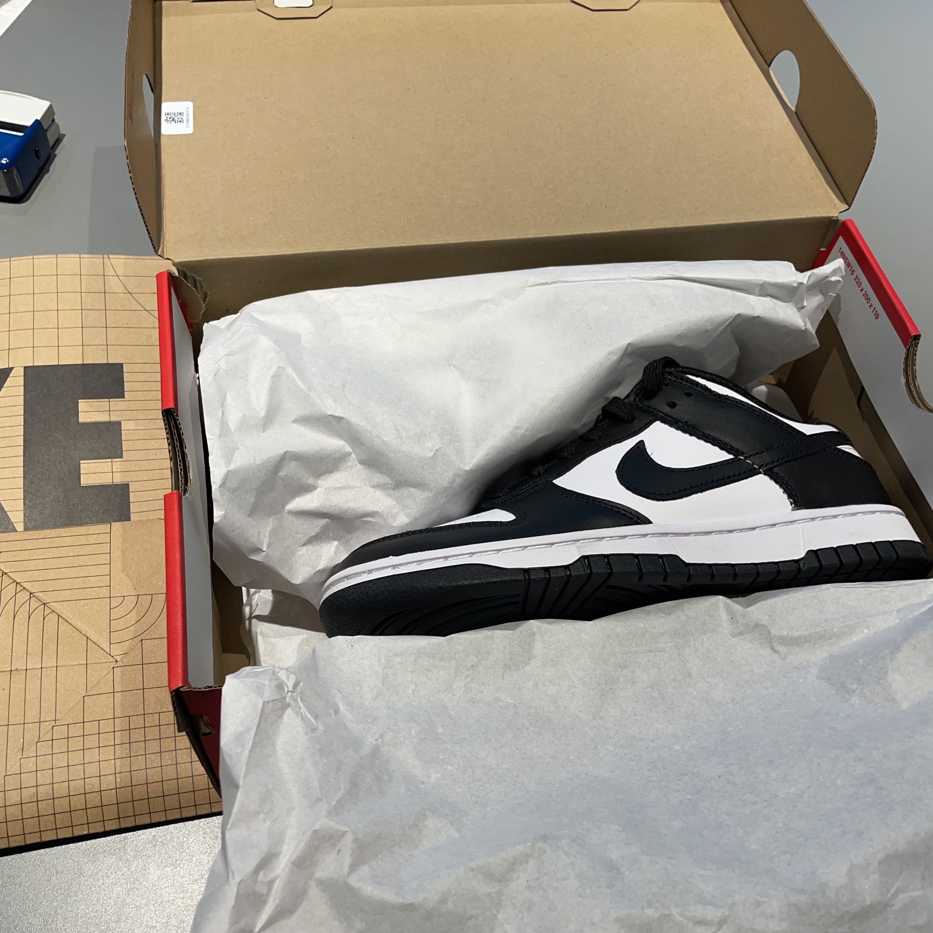 Nike Dunk Low Retro Black 착용 스타일
