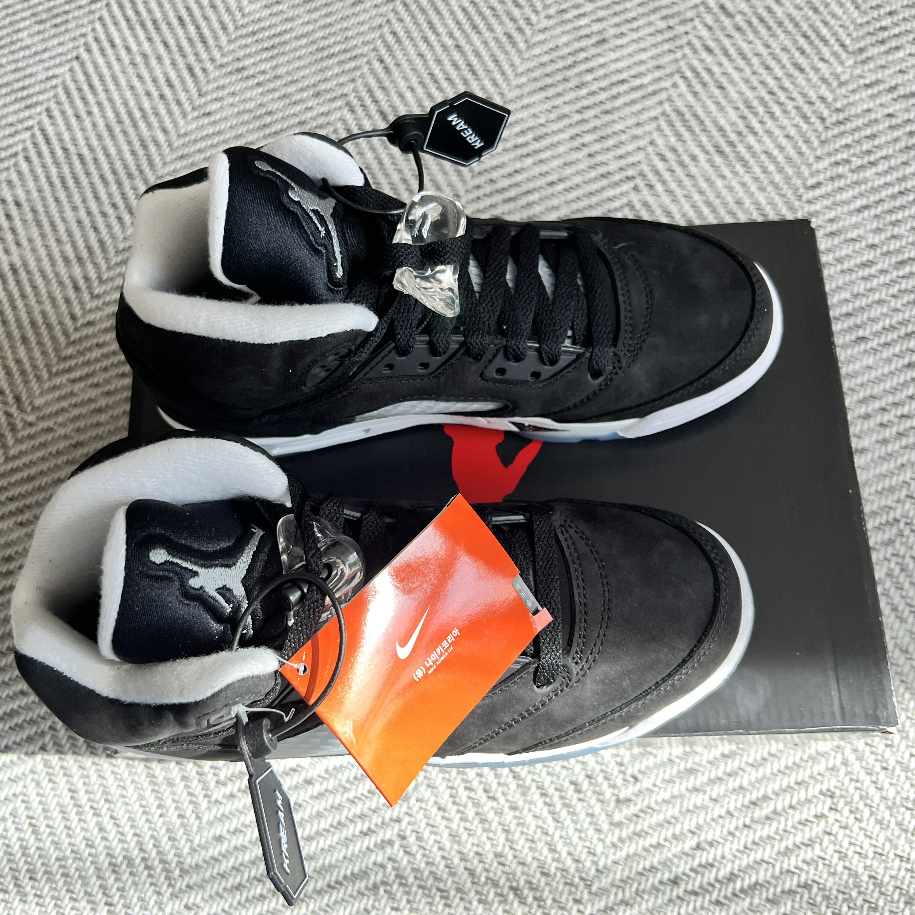 (GS) Jordan 5 Retro Moonlight, Jordan 5 Retro Moonlight 착용 스타일