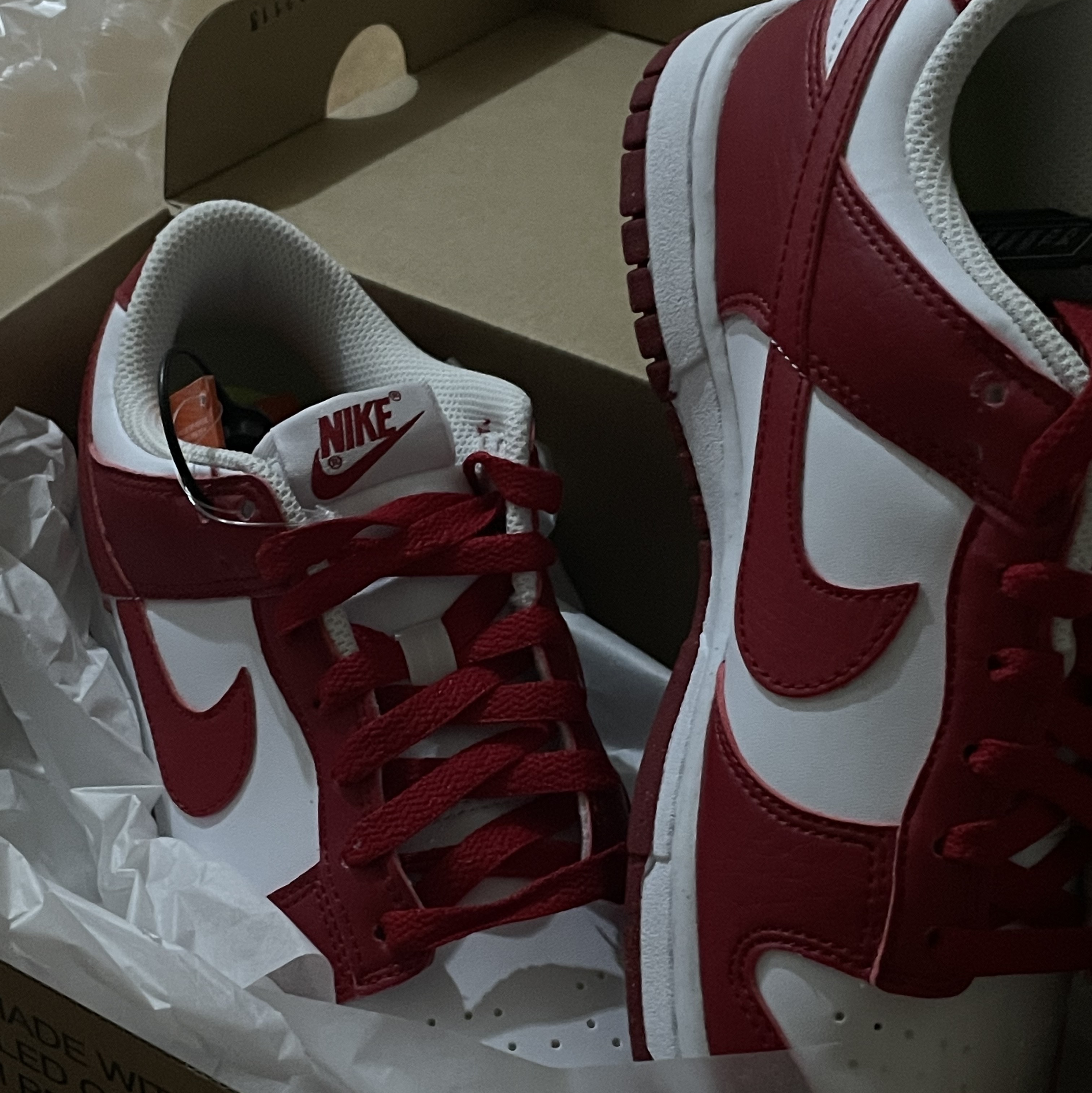 (W) Nike Dunk Low Next Nature Gym Red 착용 스타일 - 3