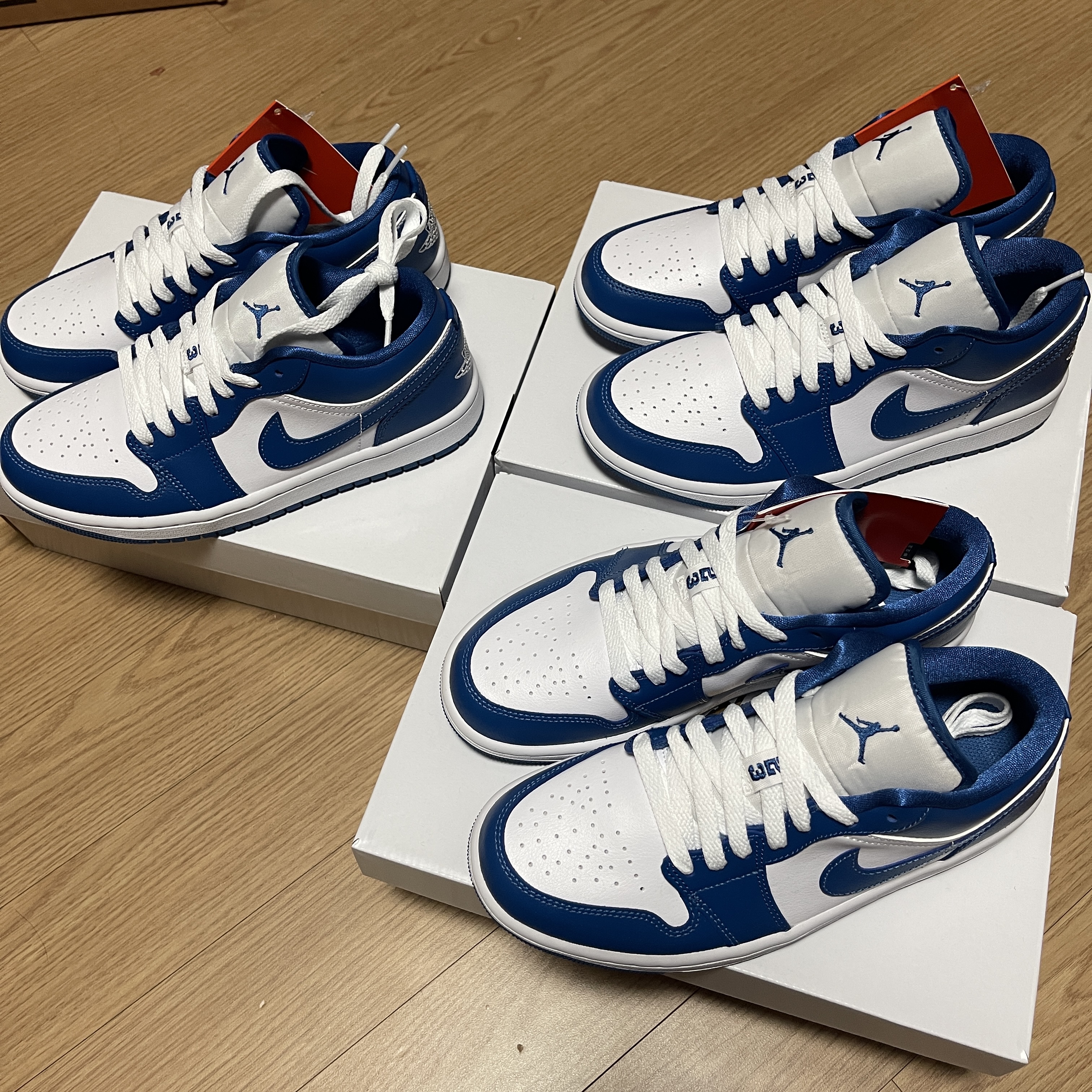 (W) Jordan 1 Low White Dark Marina Blue 착용 스타일 - 5