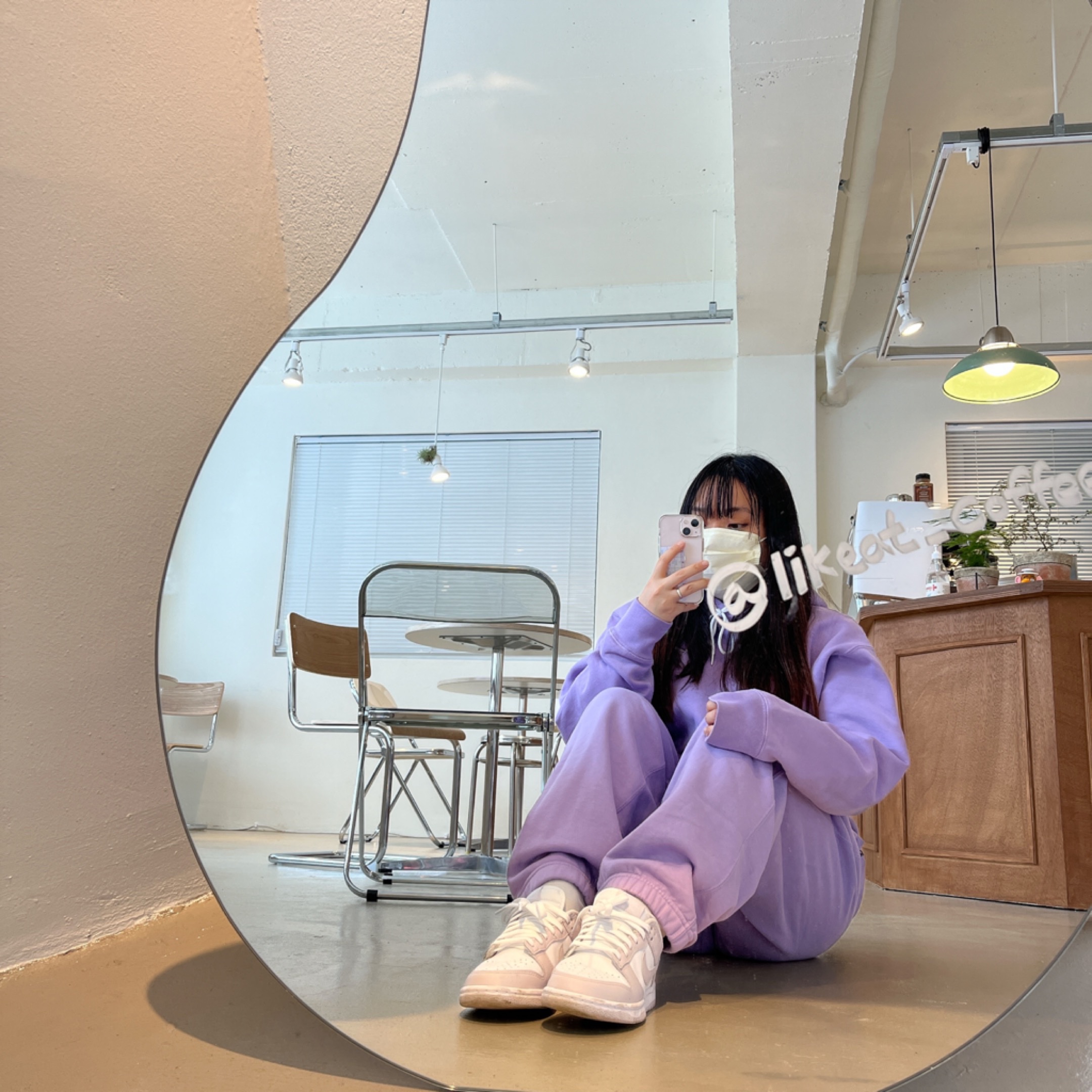 (W) Nike Dunk Low Venice, Nike NRG Solo Swoosh Fleece Hoodie Urban Lilac - Asia 착용 스타일