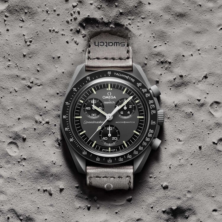 Swatch x Omega Bioceramic MoonSwatch Mission To Mercury 착용 스타일
