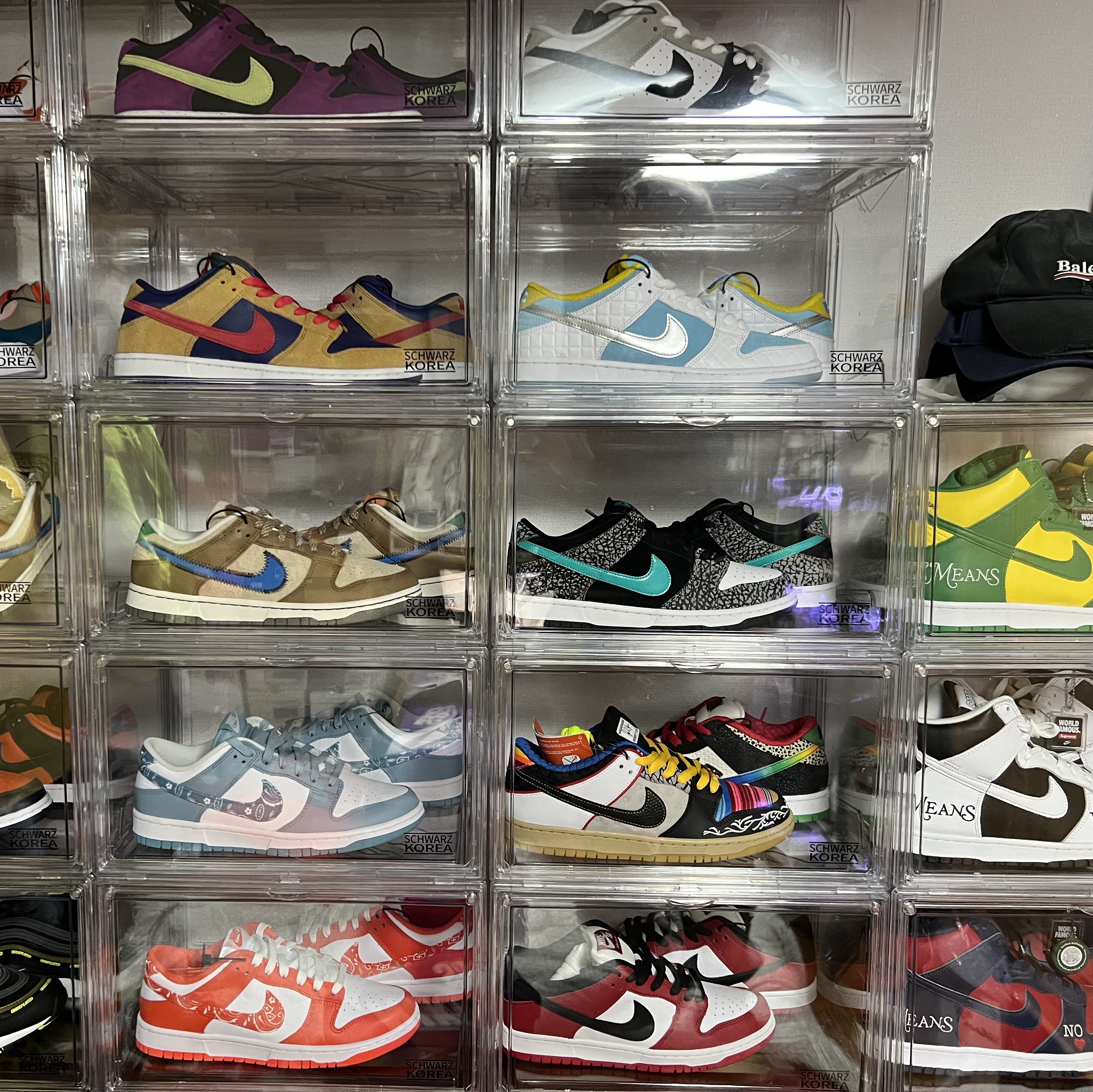 Nike x Supreme SB Dunk High OG QS By Any Means Varsity Maize Pine Green, (W) Nike Dunk Low Essential Orange Paisley 착용 스타일 - 3