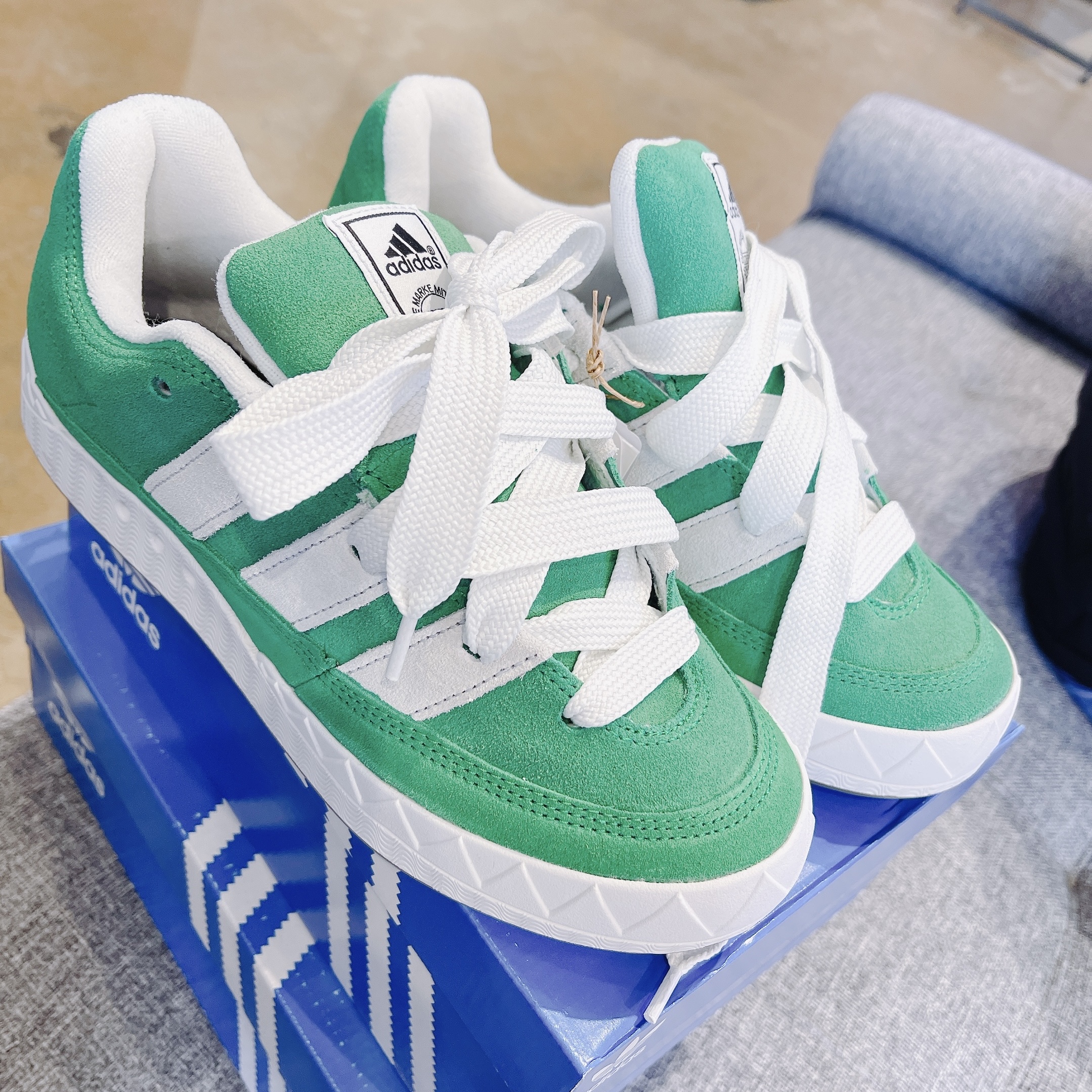 Adidas Adimatic Green 착용 스타일