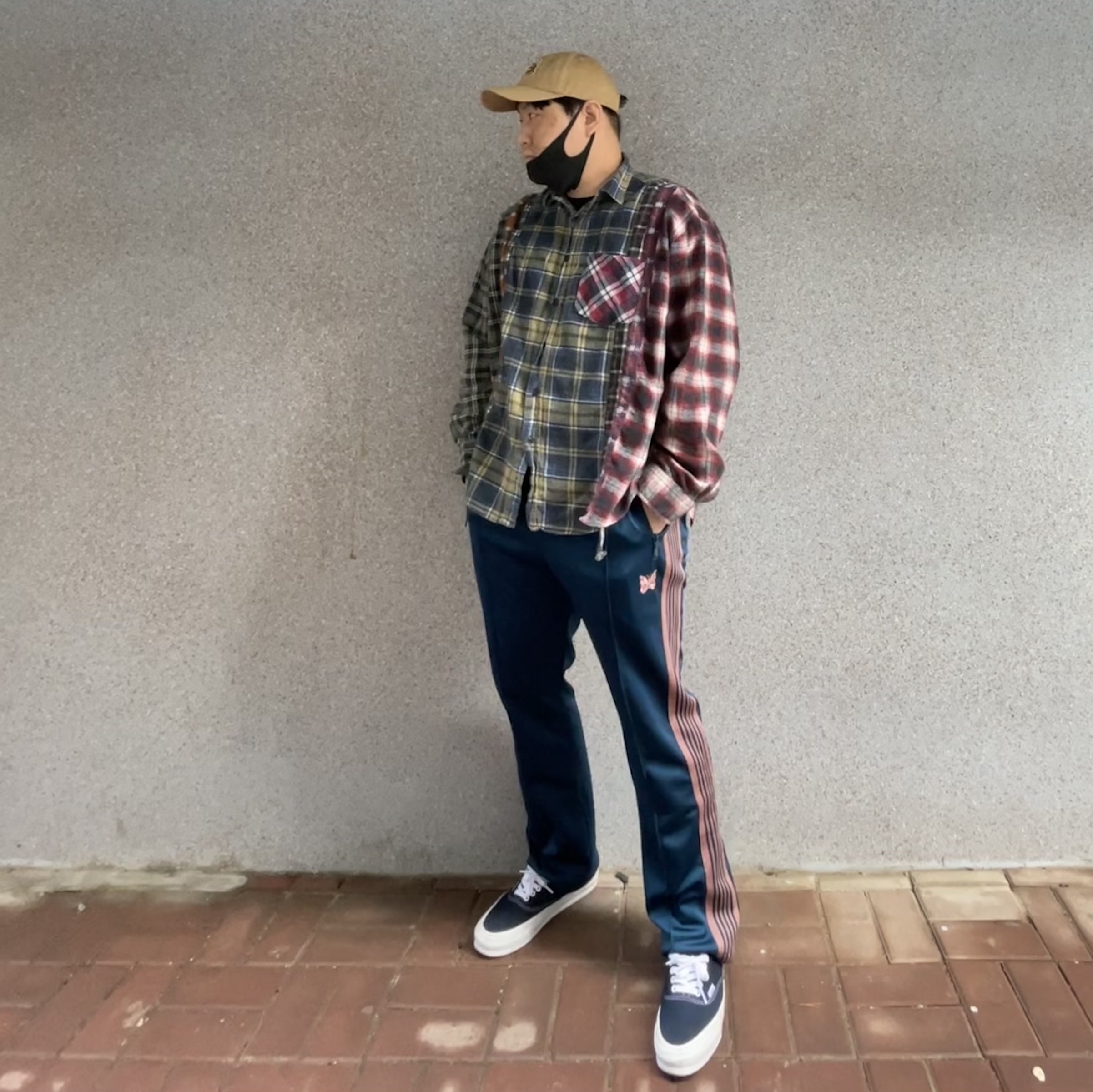 Vans Vault OG Authentic LX Navy 착용 스타일 - 2